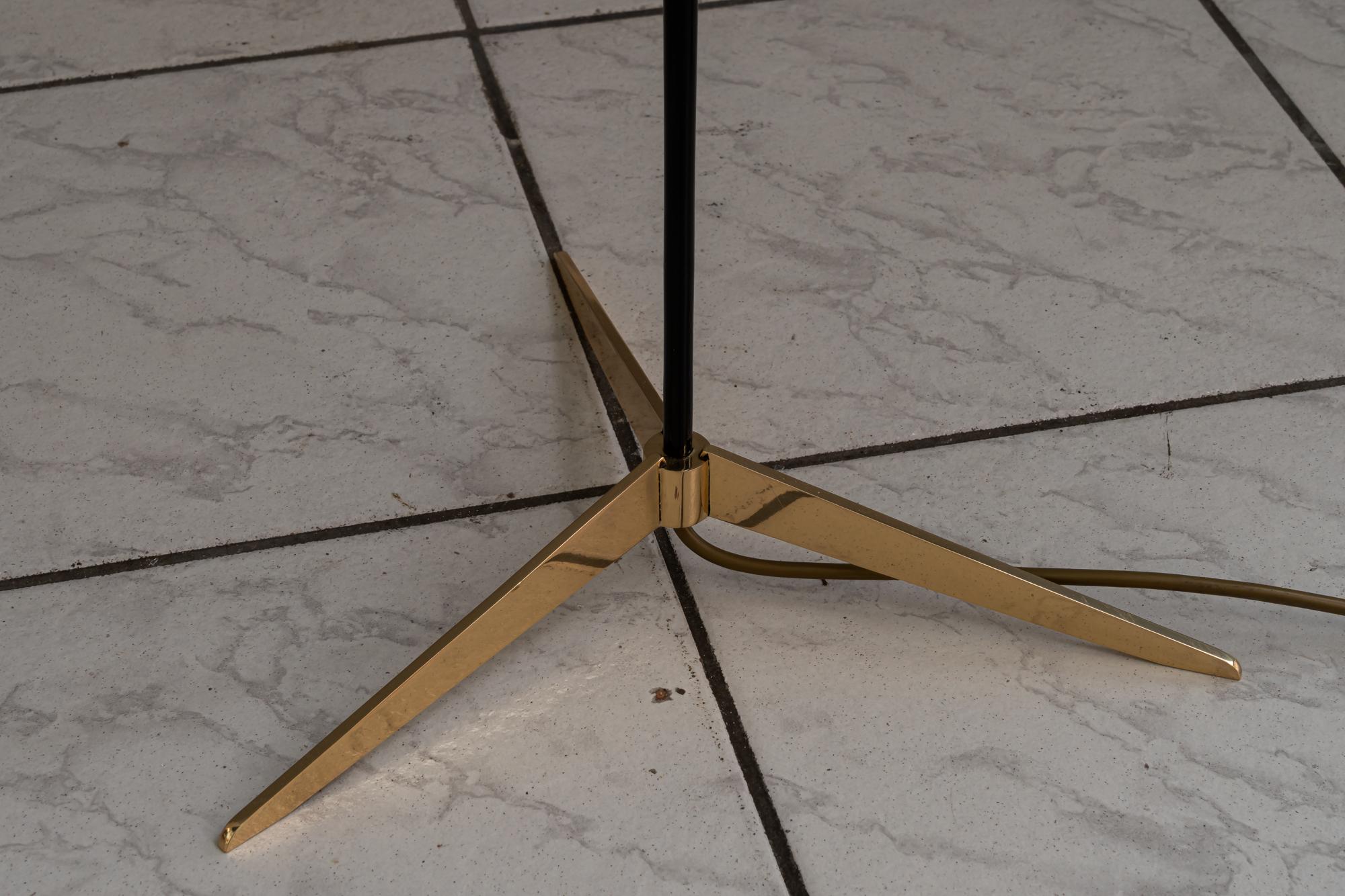 Rupert Nikoll Lámpara de pie con pantalla de tela viena años 1960 aproximadamente en venta 7