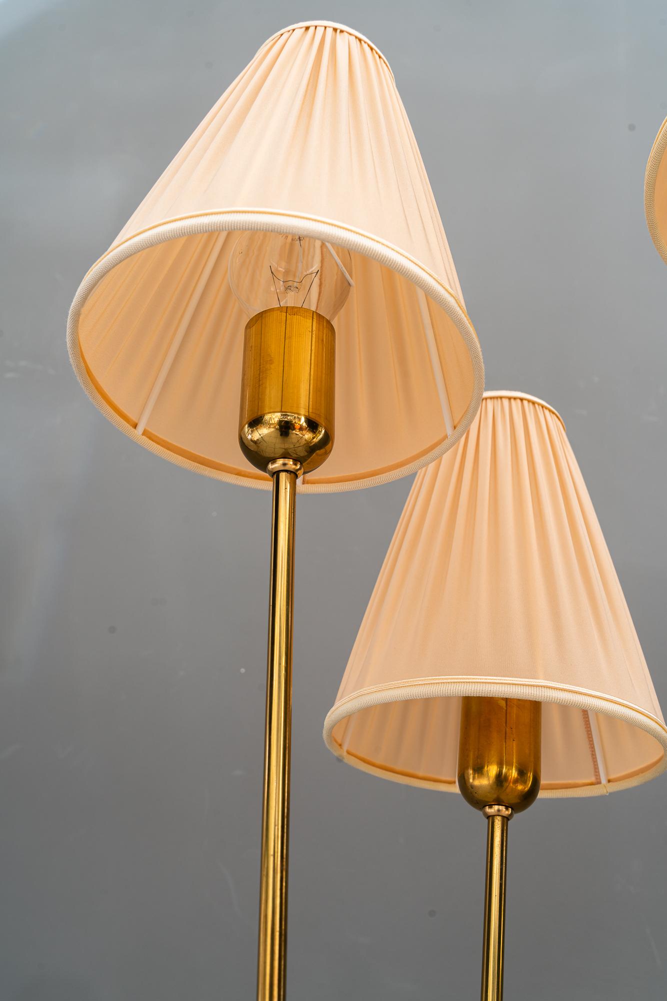 Rupert Nikoll Stehleuchte mit Stoffschirmen wien um 1960er im Angebot 1