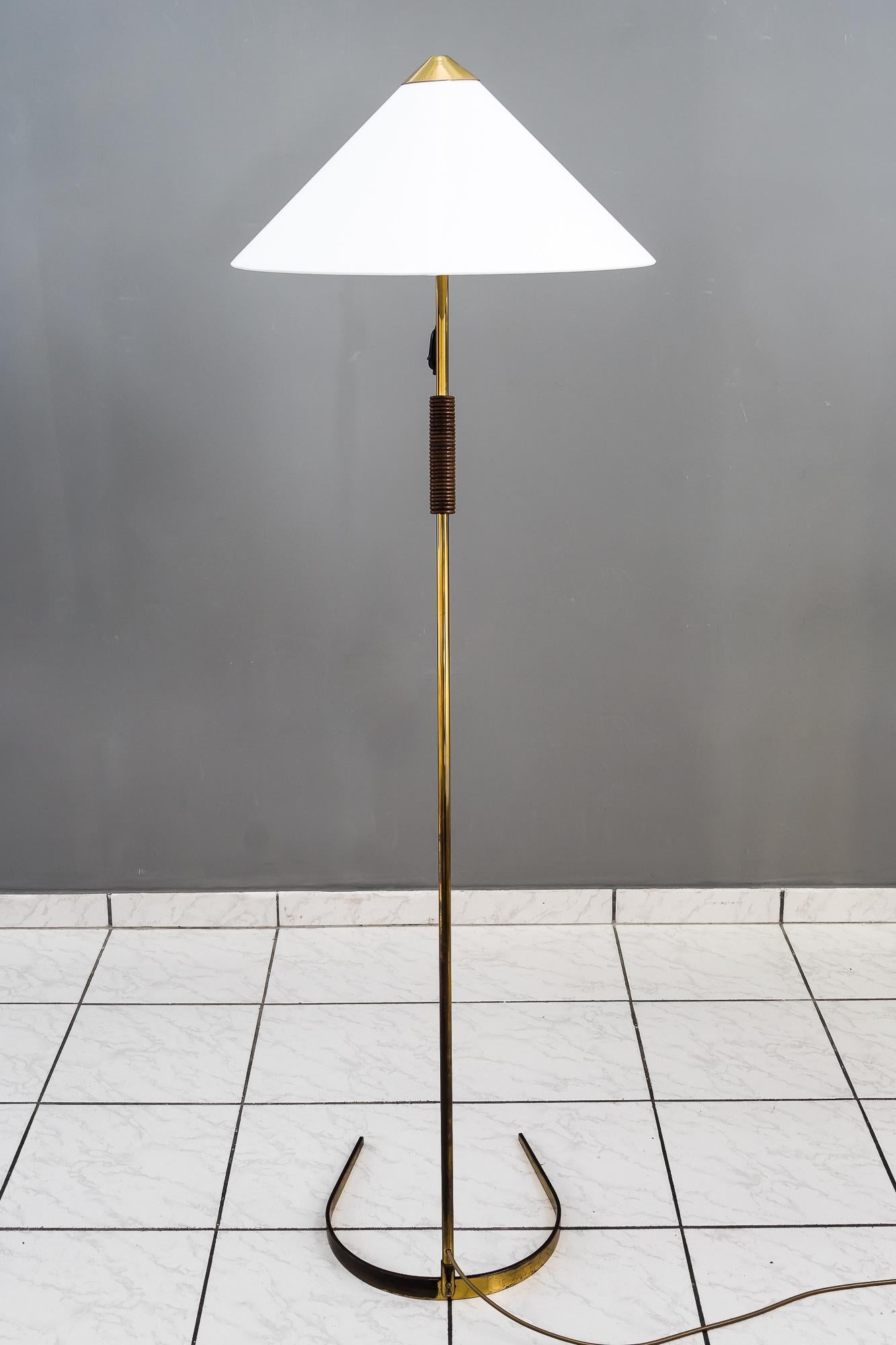 Brass Rupert Nikoll Floor Lamp with Wood Handle, circa 1950s For Sale