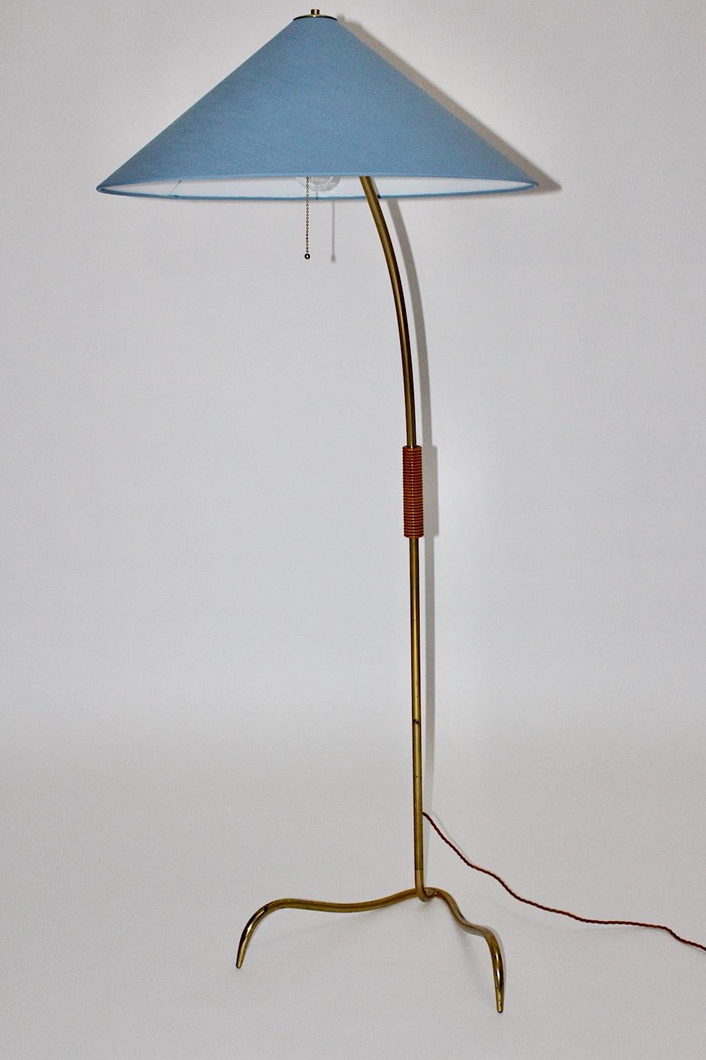 Rupert Nikoll Mid-Century Modern Vintage Brass Clawfoot Floor Lamp, 1950s Vienna For Sale 6