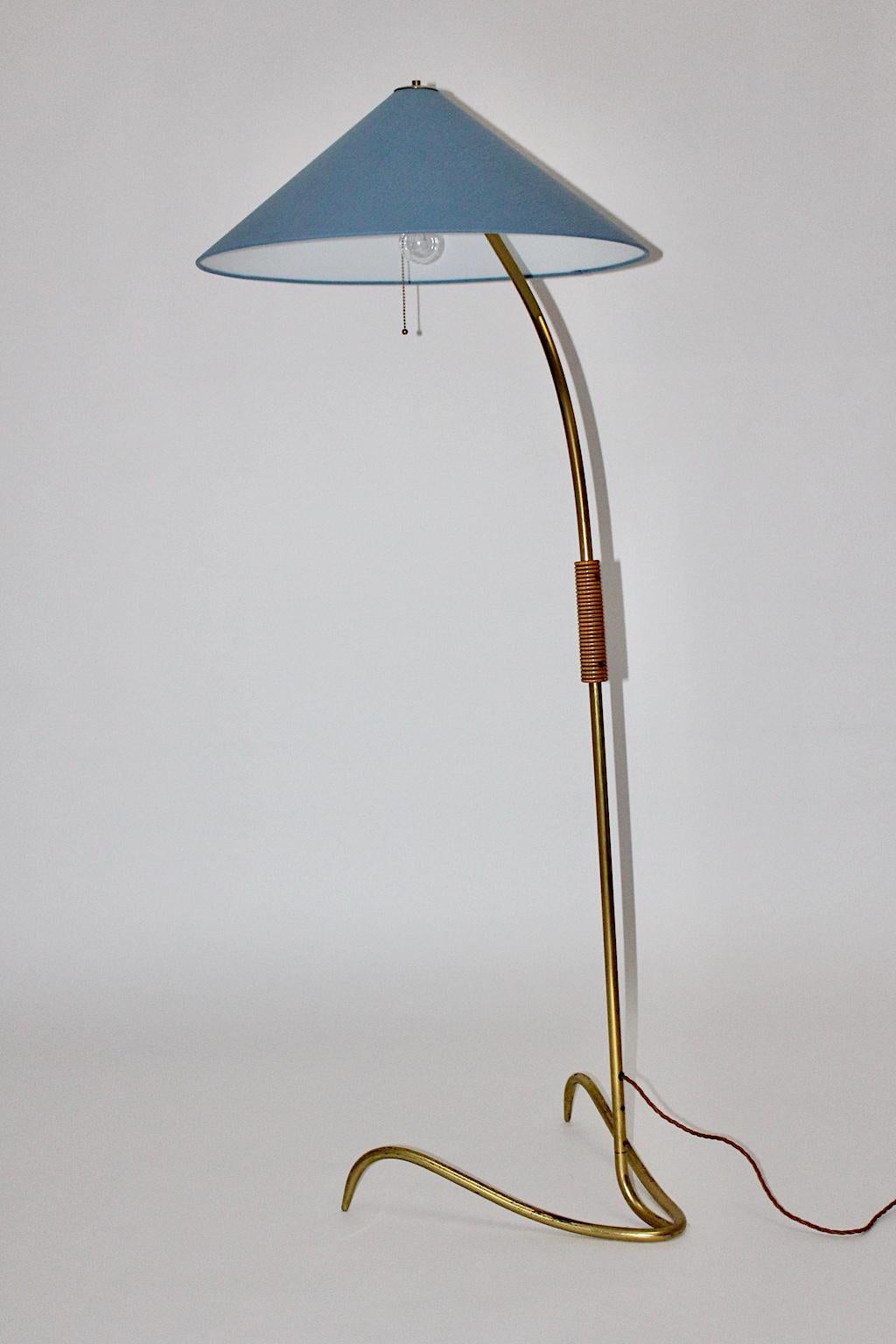 Rupert Nikoll Mid-Century Modern Vintage Brass Clawfoot Floor Lamp, 1950s Vienna For Sale 7