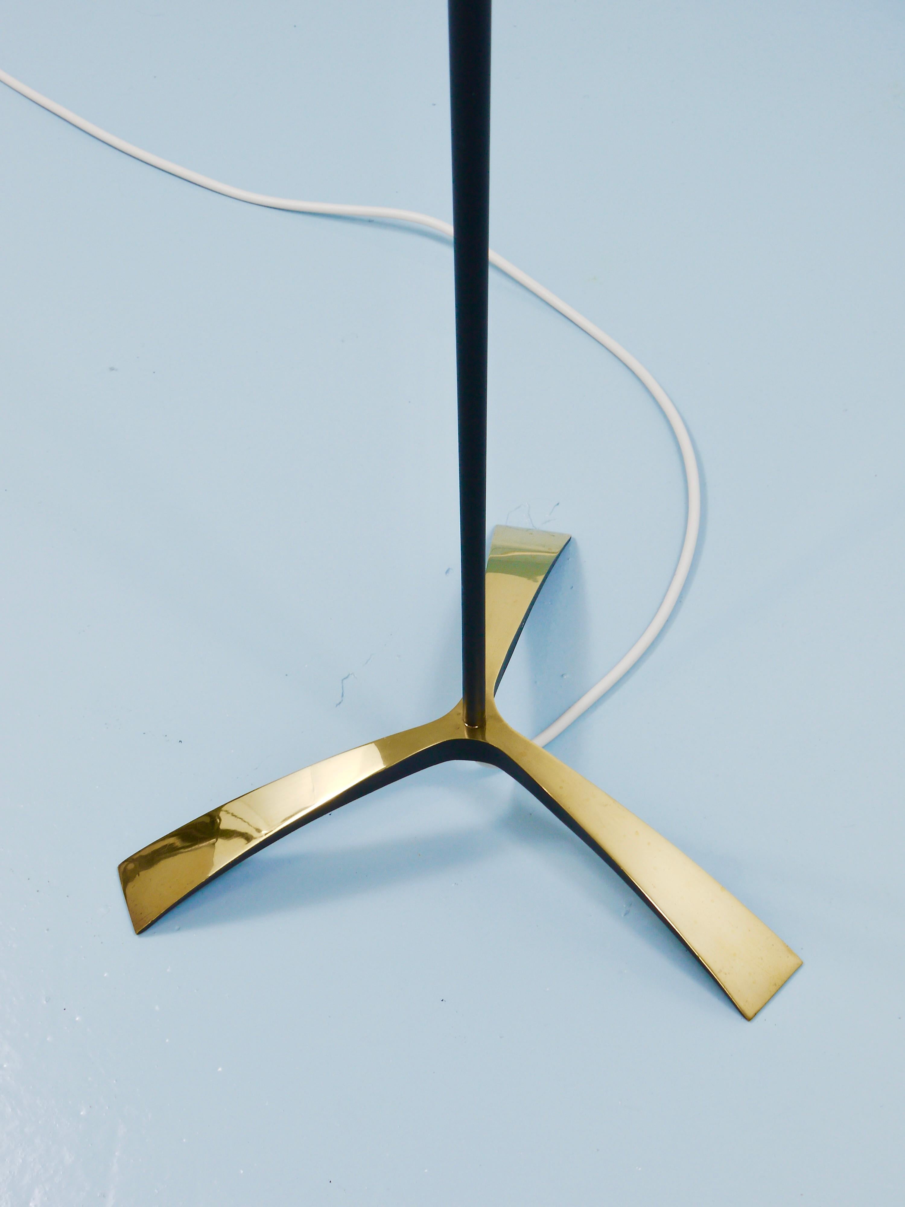 Rupert Nikoll MidCentury Brass Floor Lamp, Carl Aubock Hand Switch Austria, 1950 en venta 5