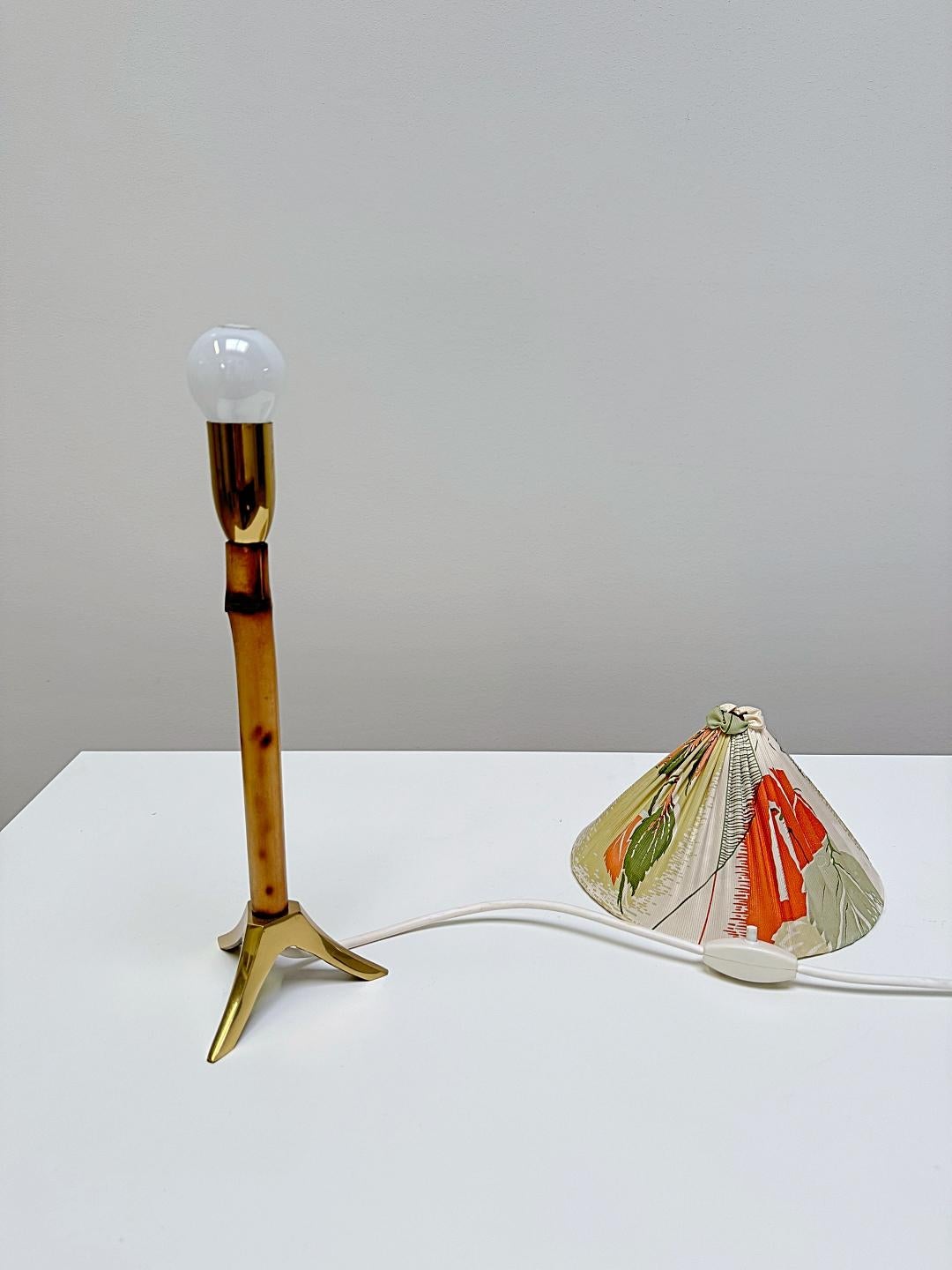 Rupert Nikoll Pair Brass & Bamboo Nightstand, Table Lamps, 1955, Austria For Sale 2