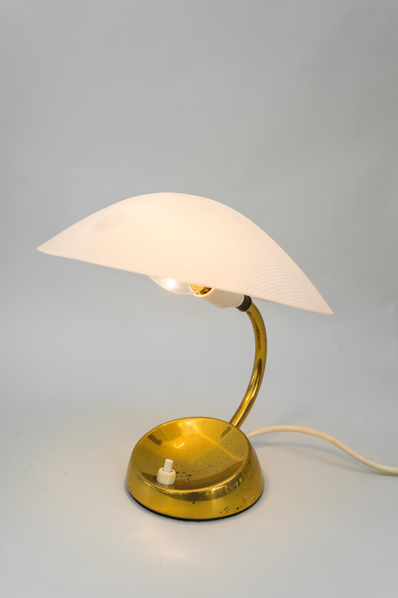 Rupert Nikoll Tischlampe, Wien, um 1950er Jahre im Angebot 7