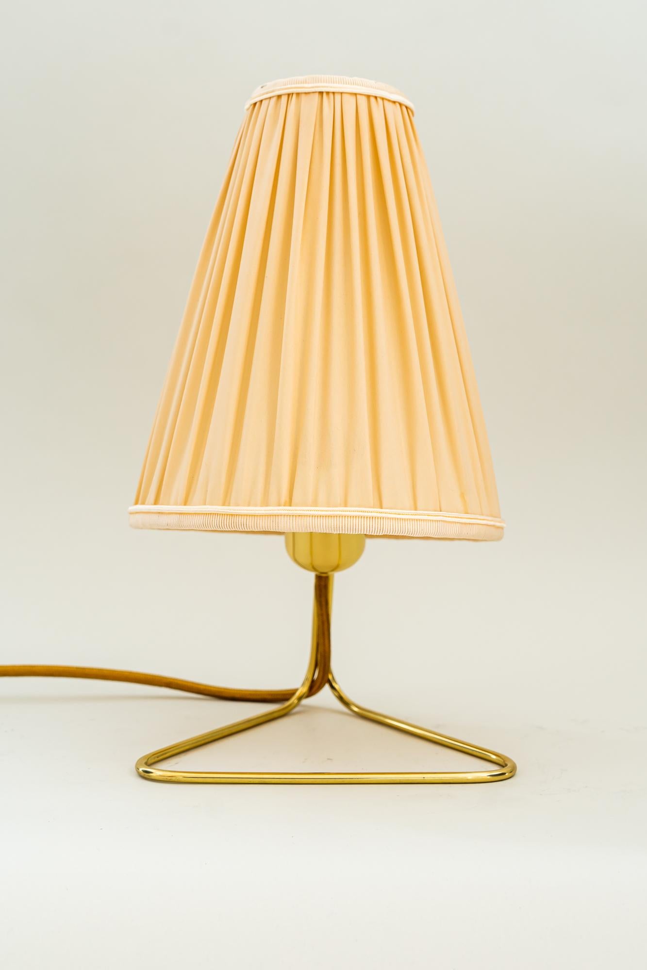Rupert nikoll table lamp Vienna around 1950s
Polished and stove enamelled
The fabric shade is replaced ( new ).