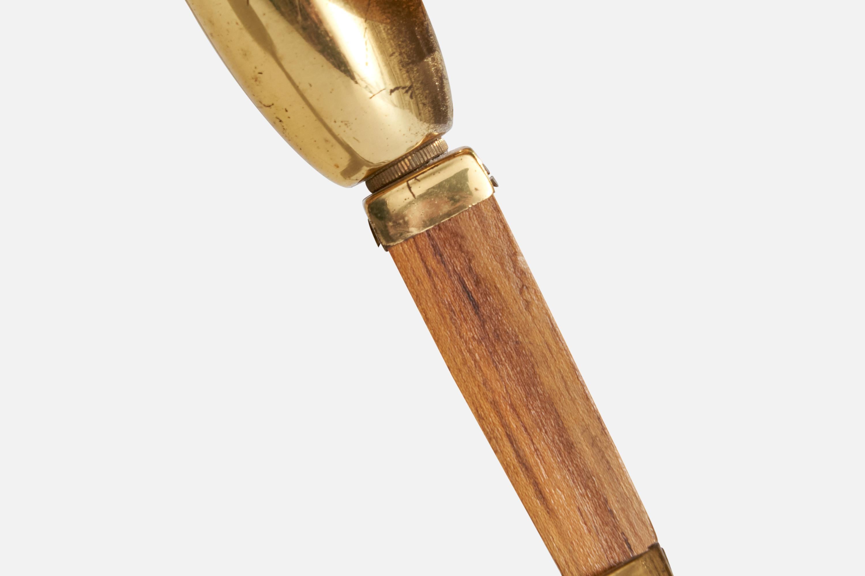 Laiton Rupert Nikoll, lampe de table, noyer, laiton. Parchemin, Autriche, années 1950 en vente
