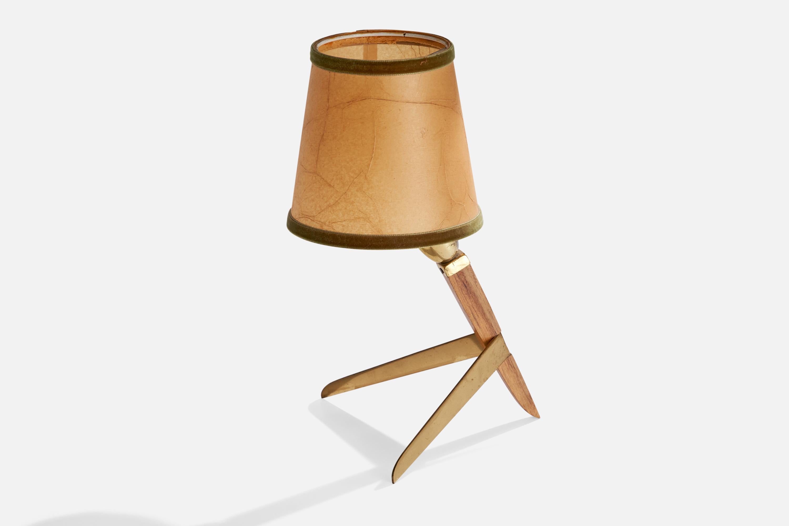 Rupert Nikoll, lampe de table, noyer, laiton. Parchemin, Autriche, années 1950 en vente 1