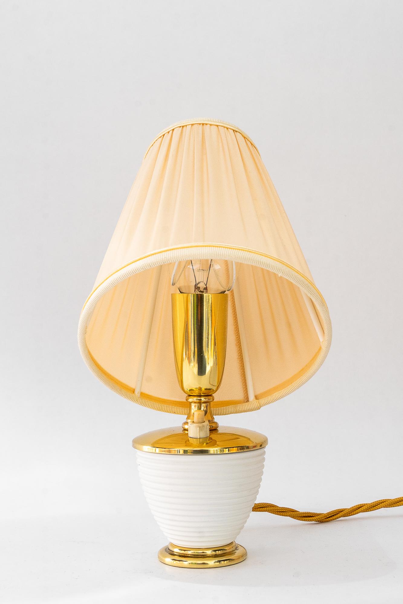 Lampe de table Rupert Nikoll avec abat-jour en tissu vienne vers 1950 Bon état - En vente à Wien, AT