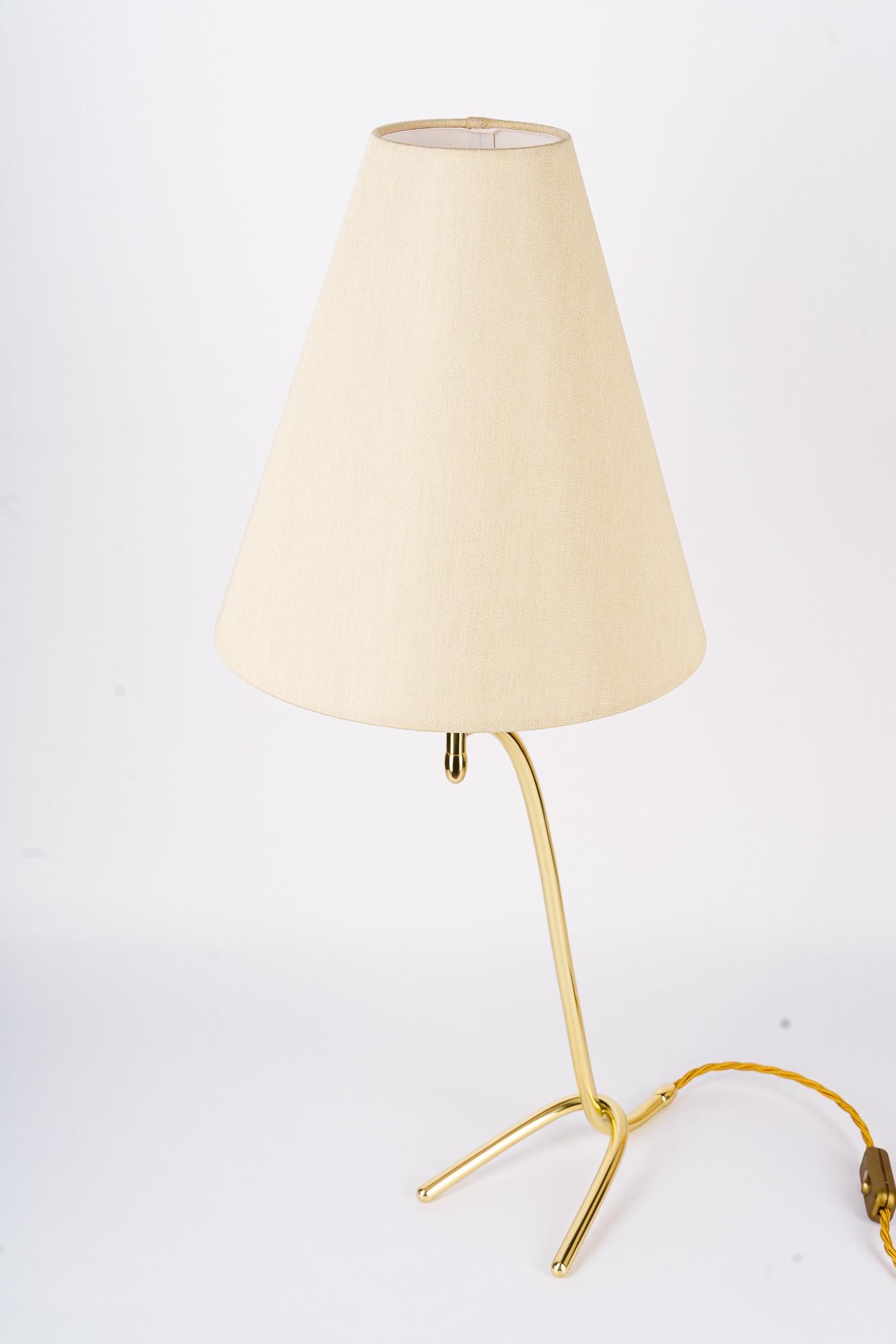Rupert nikoll table lamp with fabric shade vienna around 1960s
Polished and stove enameled
The fabric shade is replaced ( new )
