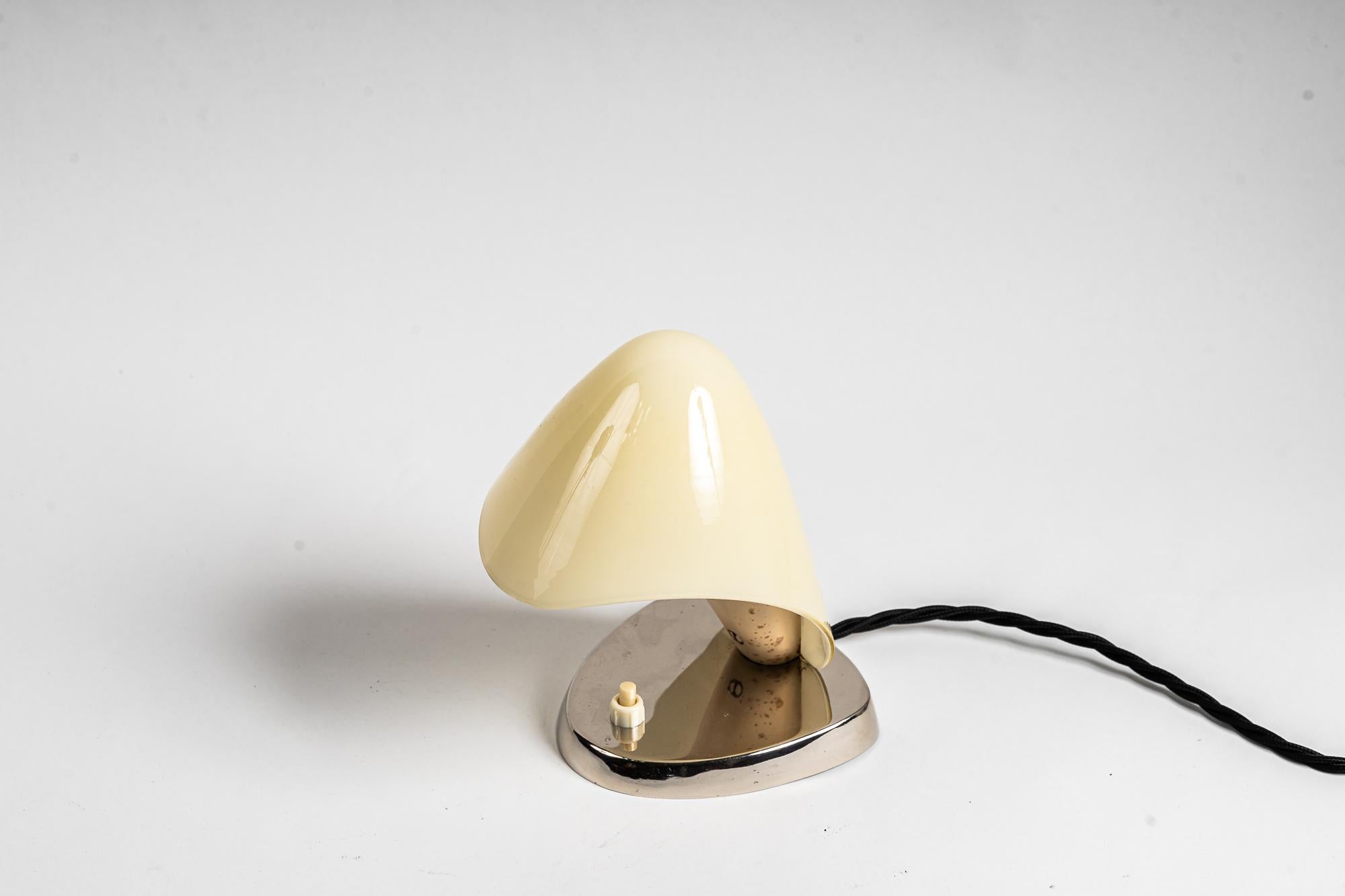 Rupert Nikoll Table Lamp with Original Glass Shade, Vienna, Around 1960s In Good Condition For Sale In Wien, AT