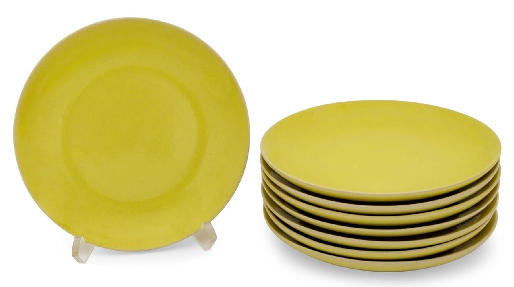Rupert Spira Platos de Gres Esmaltado Amarillo, 8 Siglo XXI y contemporáneo en venta