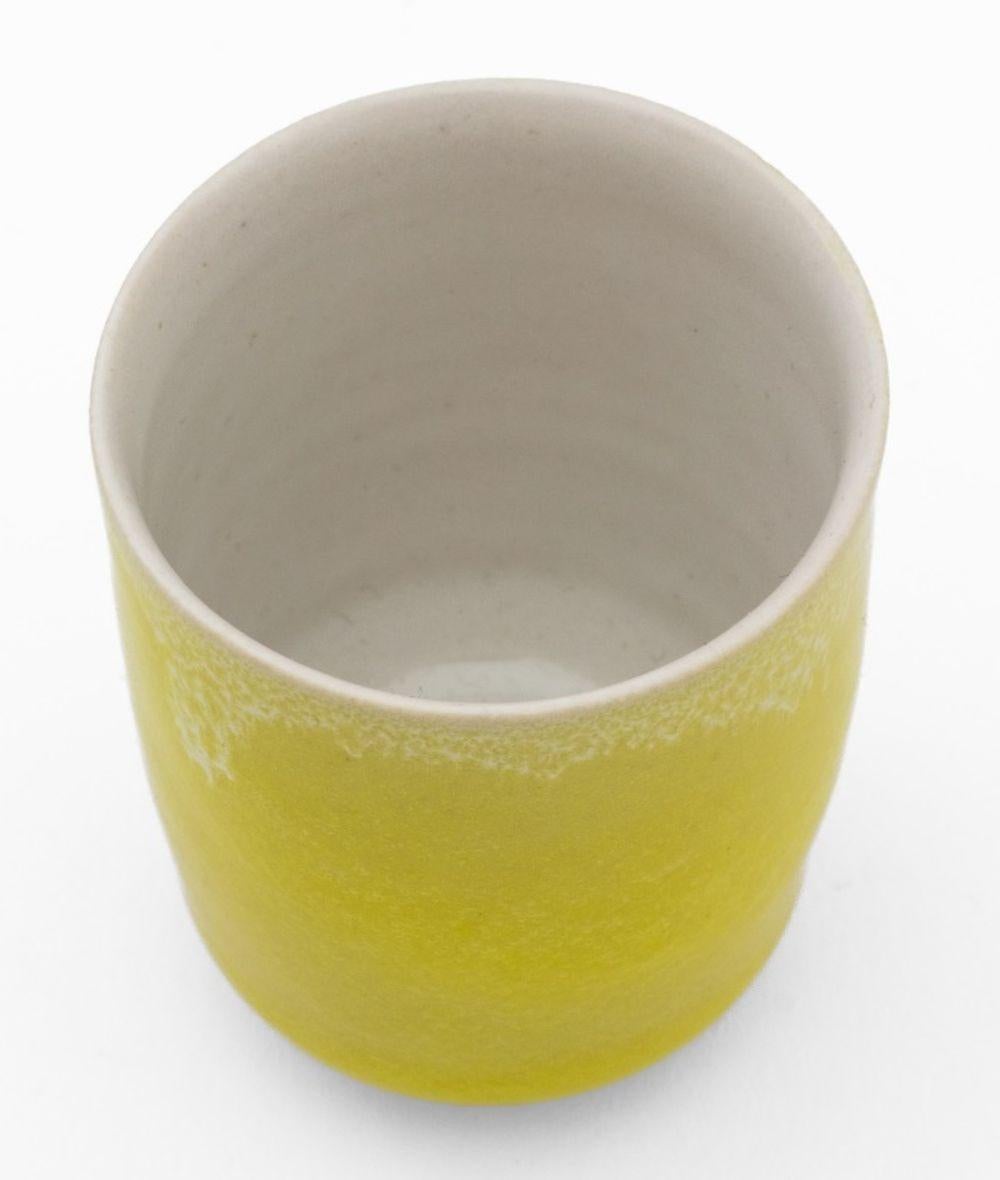 Juego de Sake de Gres Esmaltado Amarillo Rupert Spira, 7 Británico en venta