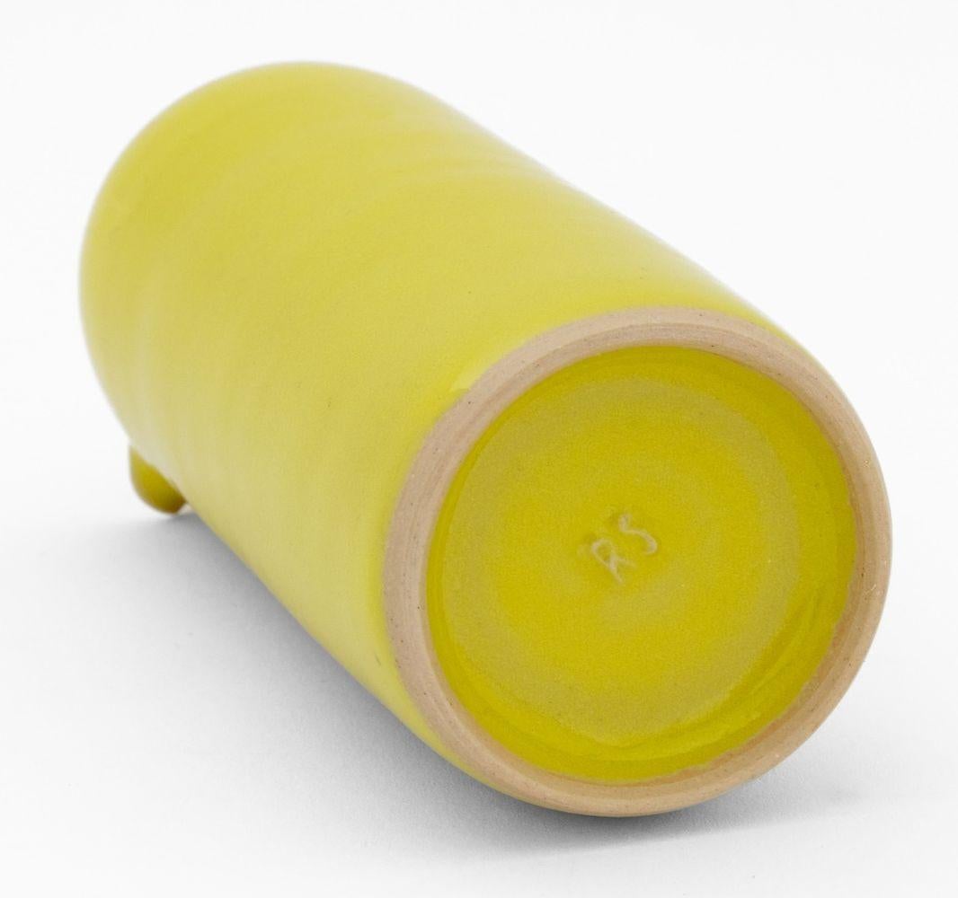 Ensemble Sake Rupert Spira en grès émaillé jaune, 7 en vente 2