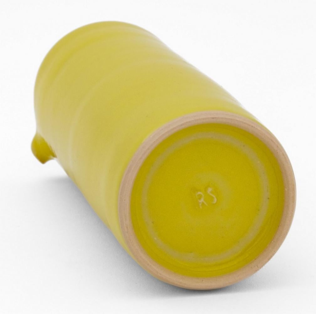 Ensemble Sake Rupert Spira en grès émaillé jaune, 7 en vente 2