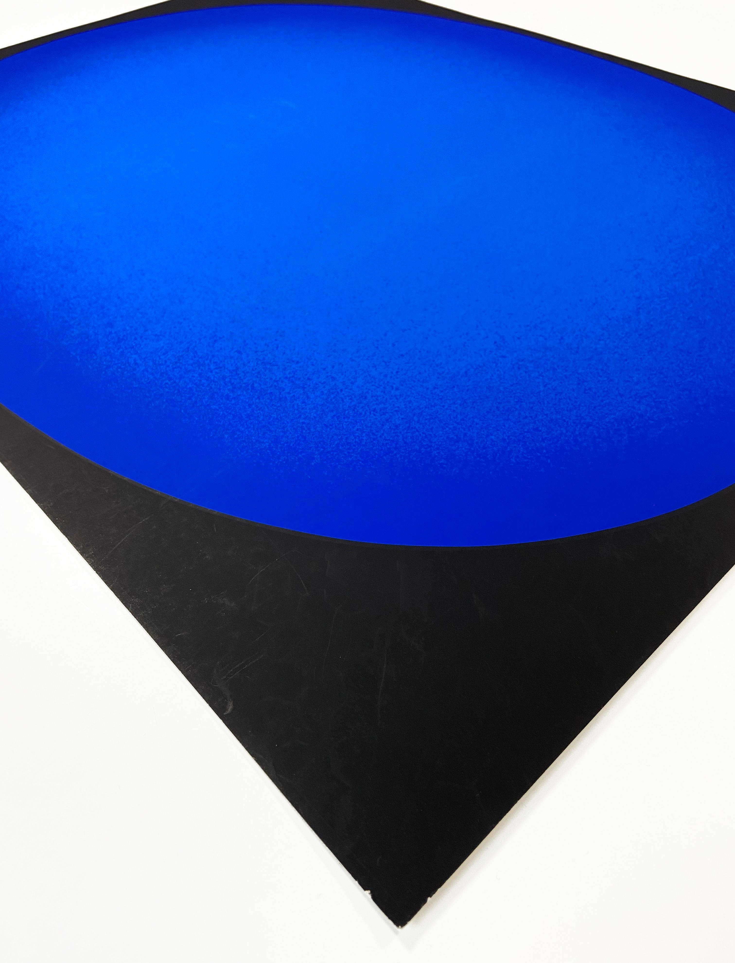 Rounded Blue, Abstract Art, Op Art, Hard Edge, Minimalism - Print by Rupprecht Geiger