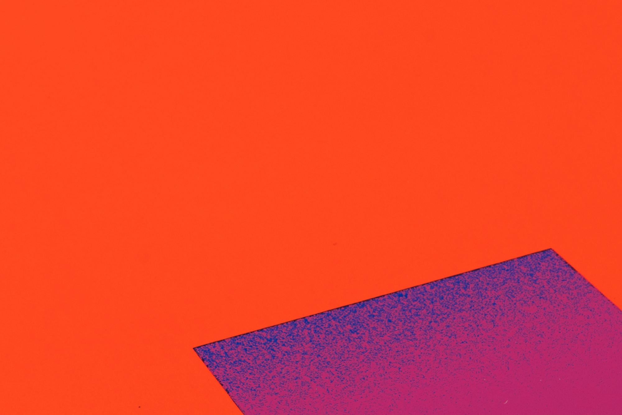 Rupprecht Geiger, Viola su rosso caldo - Arte astratta, Serigrafia firmata in vendita 4