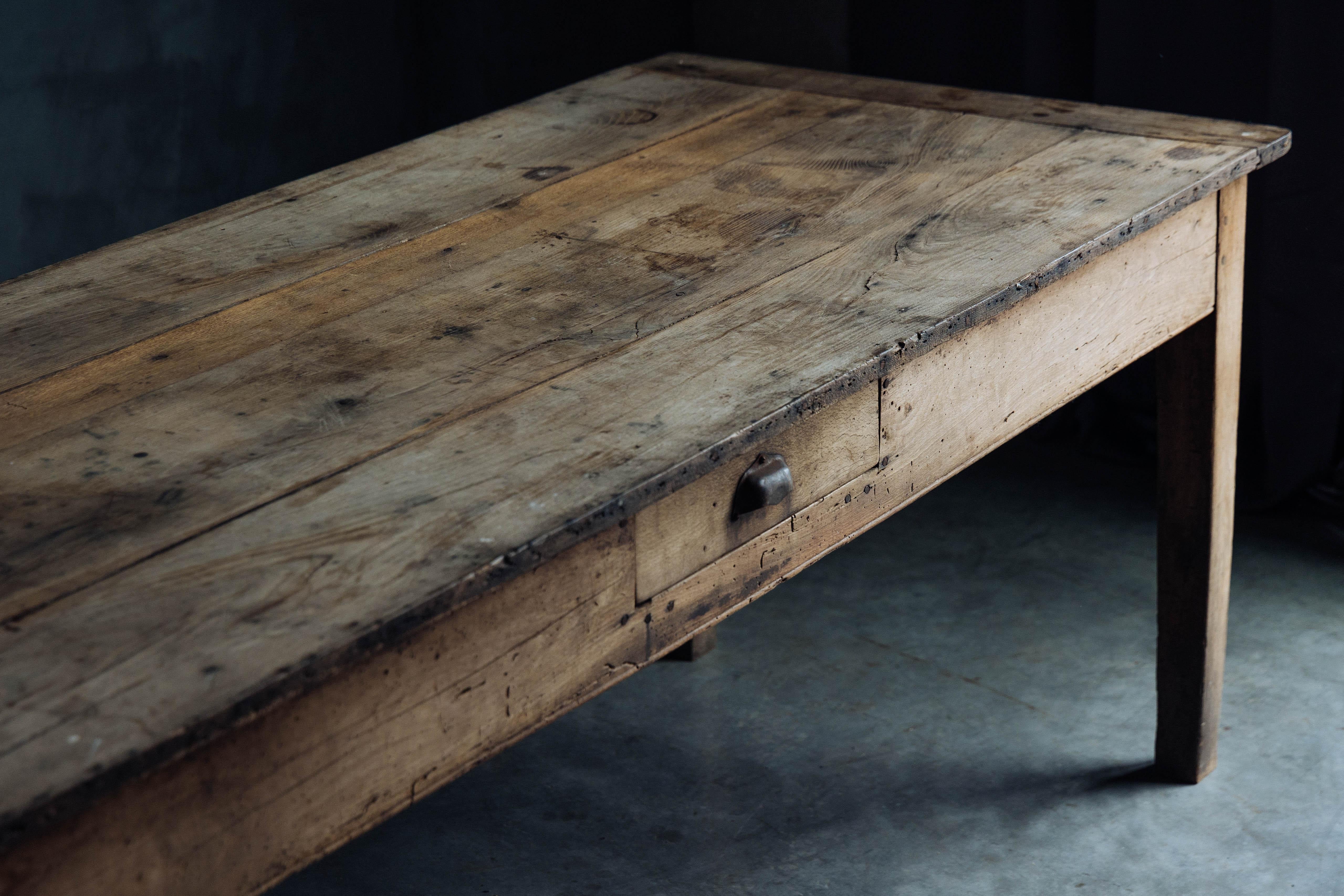 Mesa Art Populaire Rural, Francia, Siglo XIX en venta 9