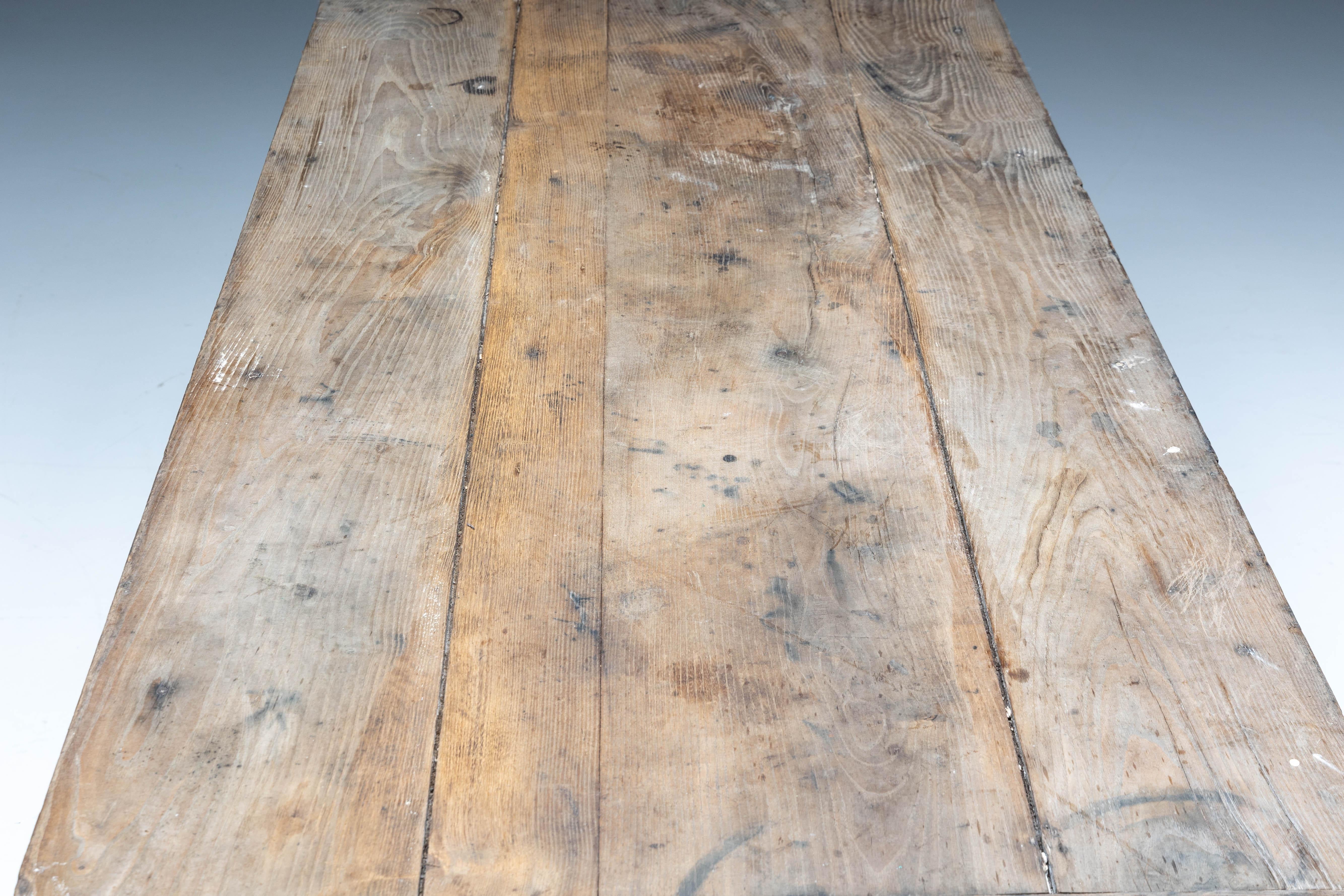 Mesa Art Populaire Rural, Francia, Siglo XIX Madera en venta