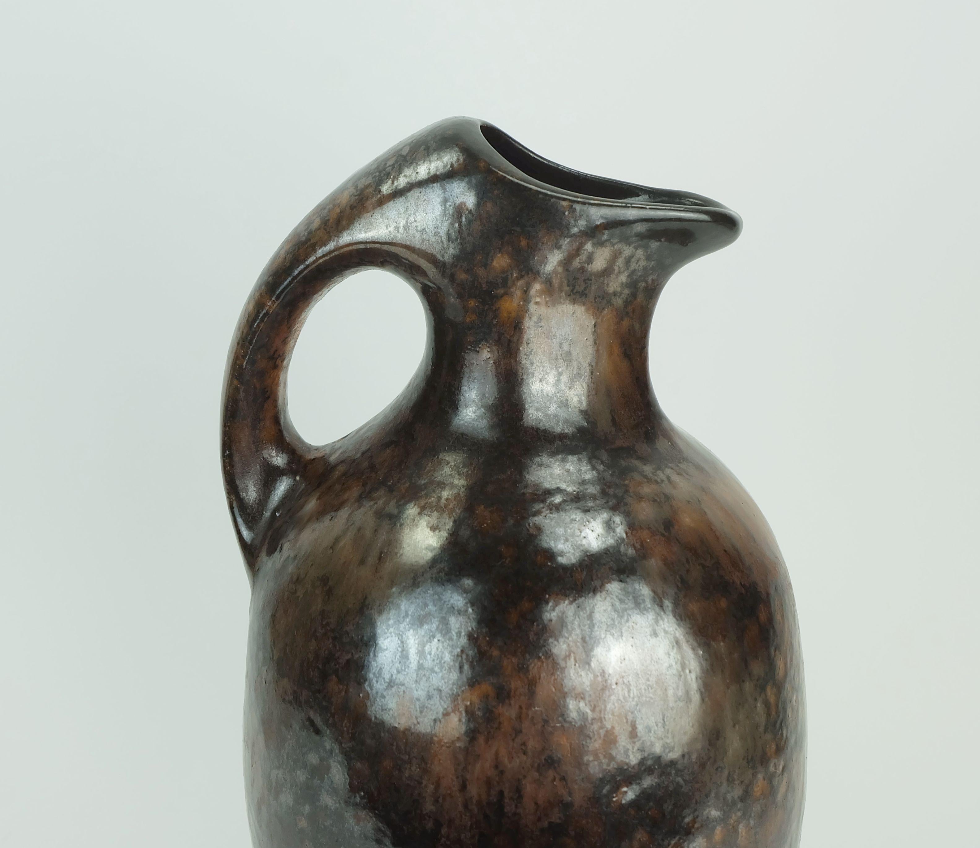 Ruscha art VASO brocca a goccia sfumature di viola nero marrone 1970 80 modello 370 in vendita 3