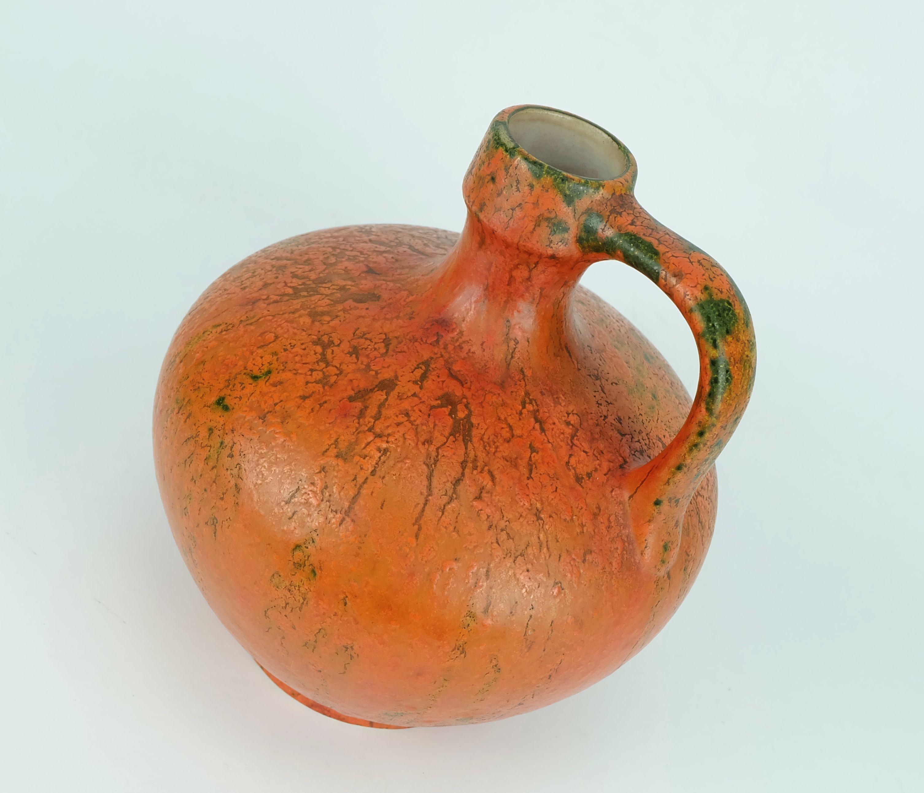 VASO Ruscha con decoro vulkano kurt tschoerner ceramica di metà secolo modello 340 In condizioni buone in vendita a Mannheim, DE