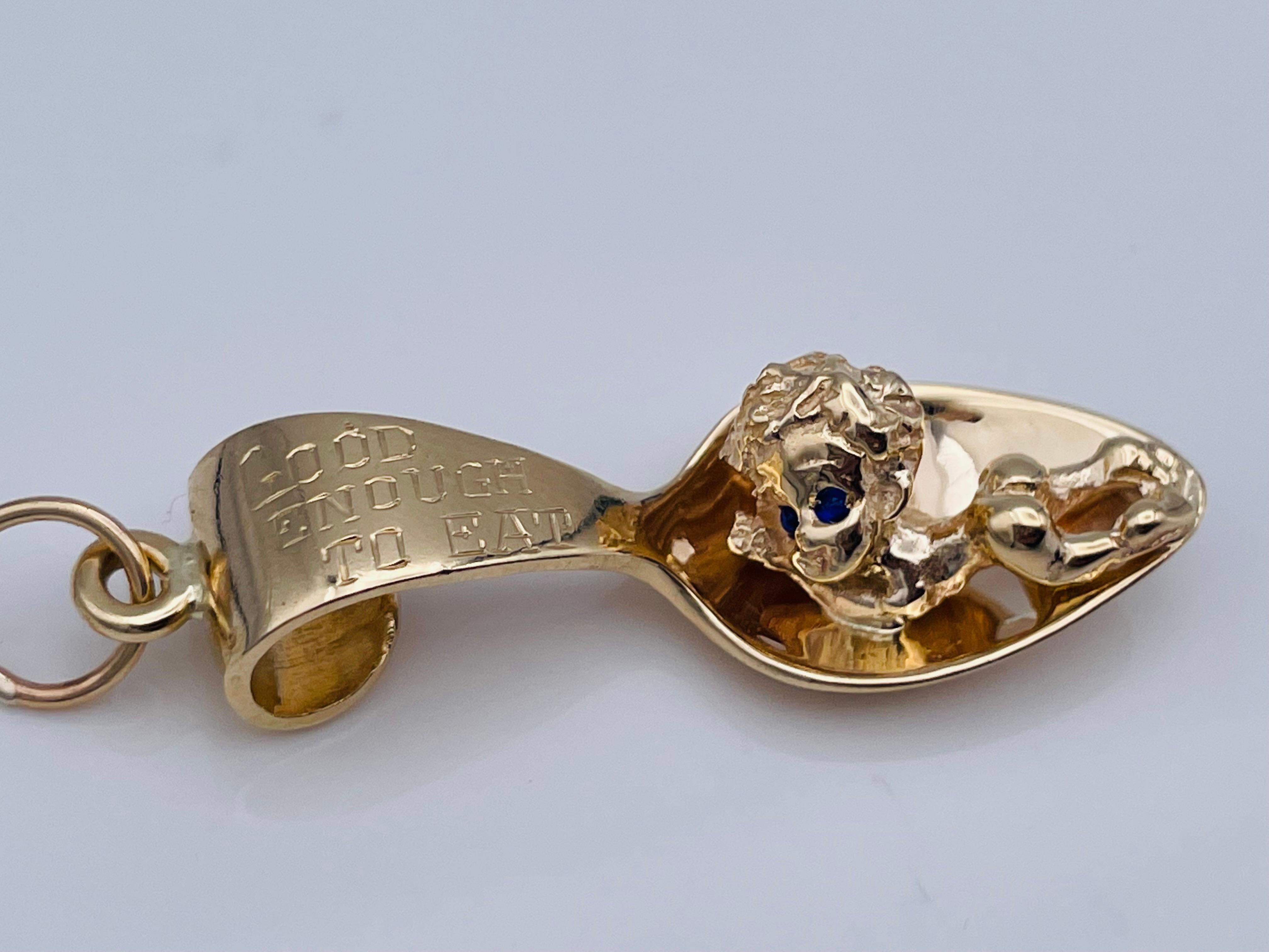 Ruser Gold Baby on Spoon Charm In Excellent Condition In New York, NY