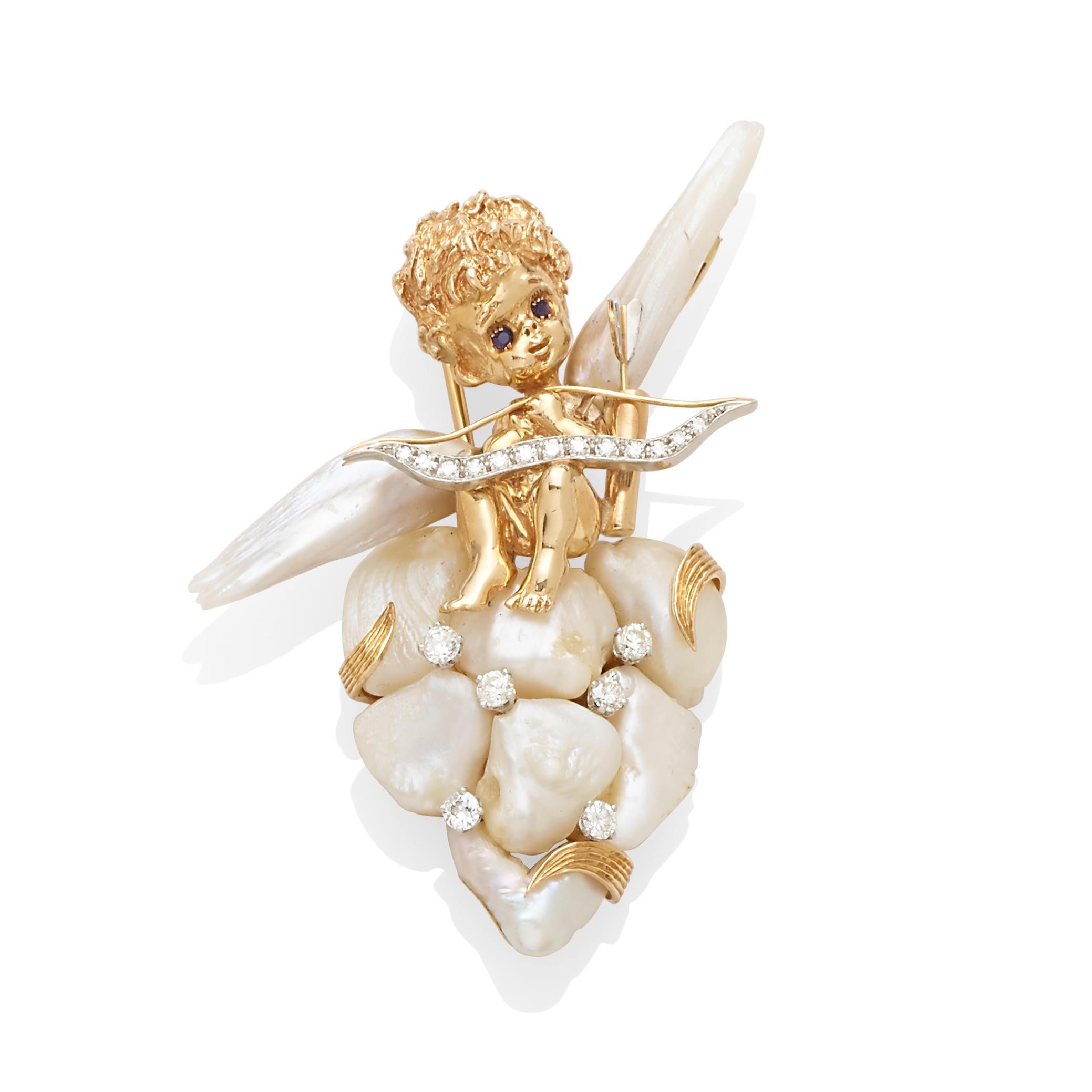 Ruser Mississippi River Pearl Diamond Sapphire and 14k Gold Cherub Angel Brooch im Zustand „Gut“ im Angebot in Sherman Oaks, CA