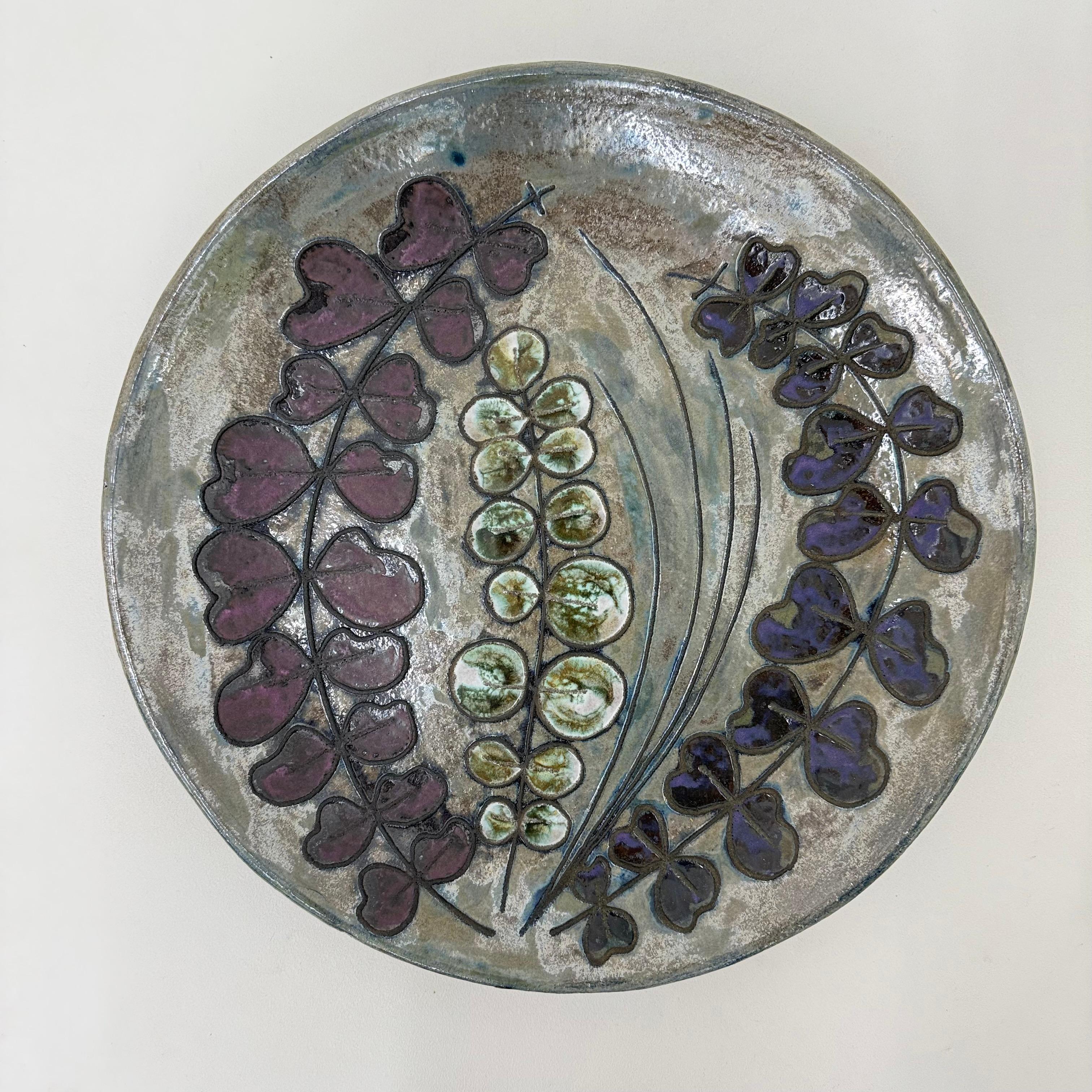 Piatto da parete in ceramica Rusha Handarbeit , Germania, anni '70 In condizioni buone in vendita a Delft, NL