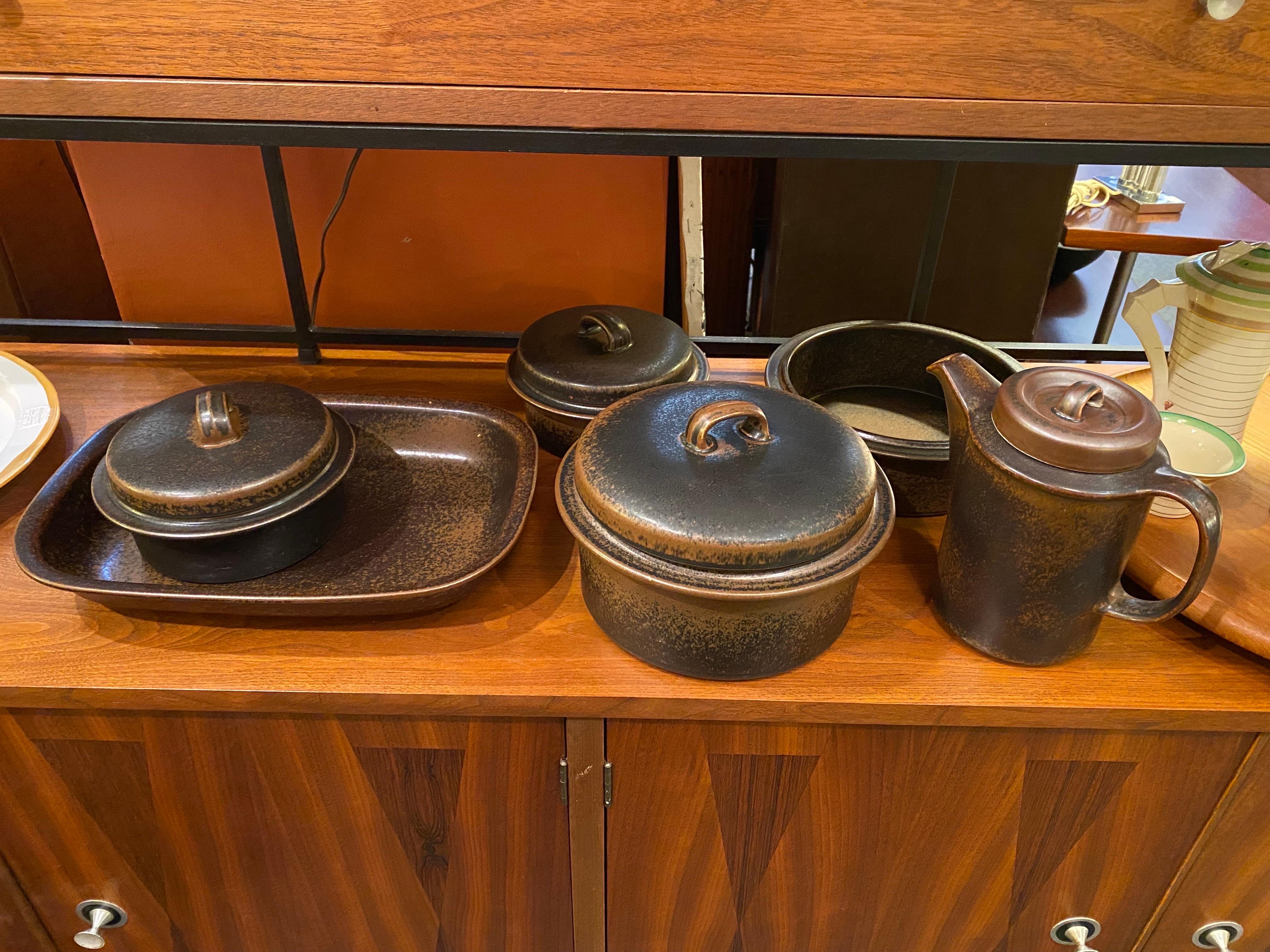 Ruska Arabia Dinner Set 4