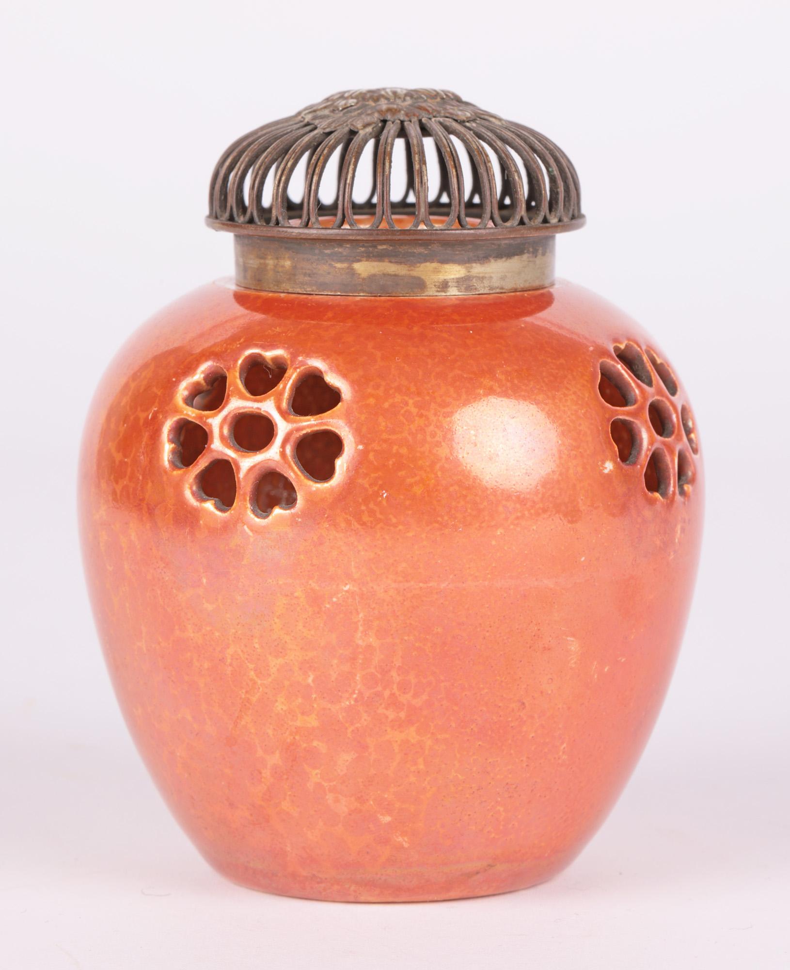 Vaso con coperchio Ruskin Art Deco arancione smaltato a lustro traforato per pot-pourri in vendita 4