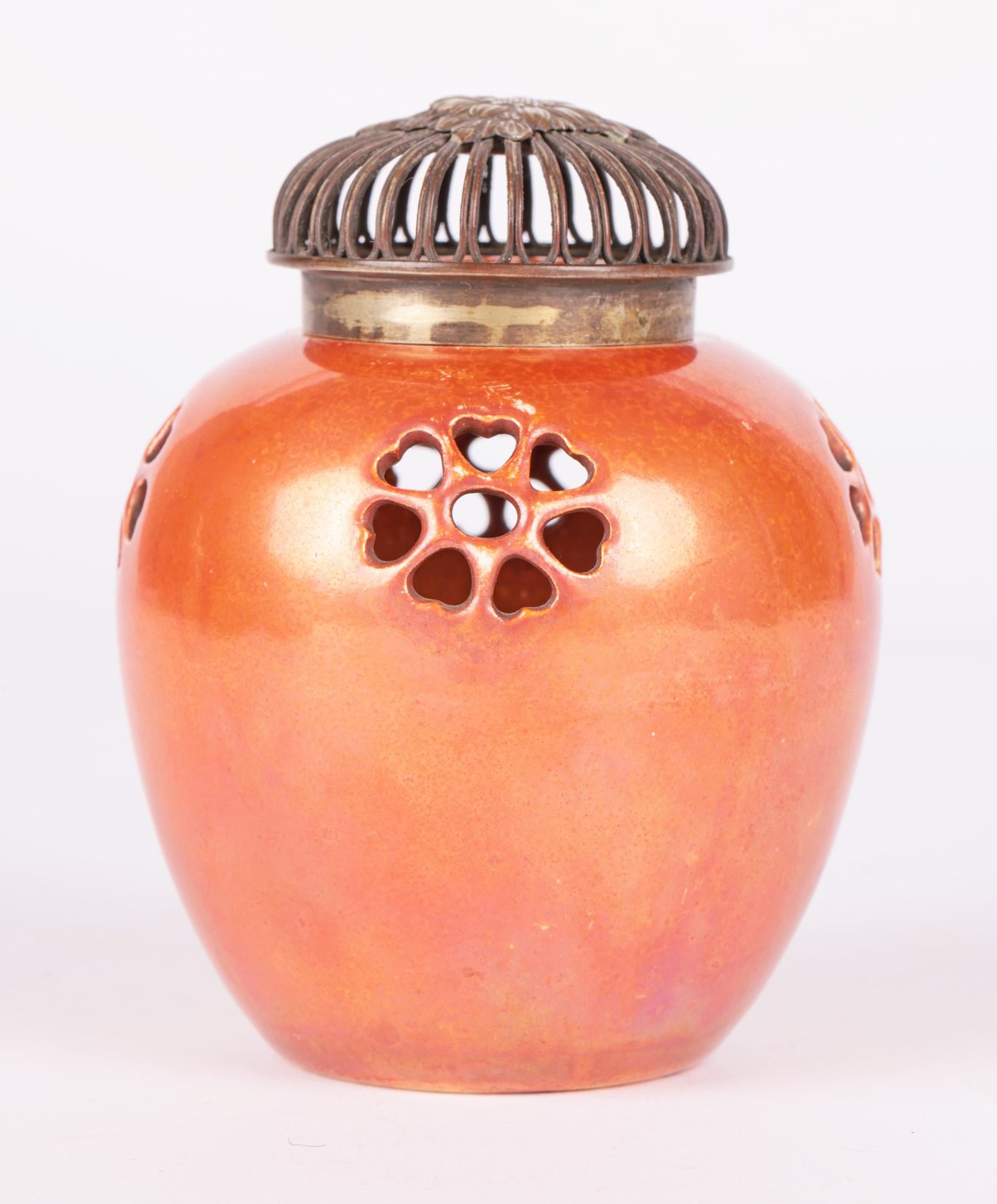 Vaso con coperchio Ruskin Art Deco arancione smaltato a lustro traforato per pot-pourri in vendita 6