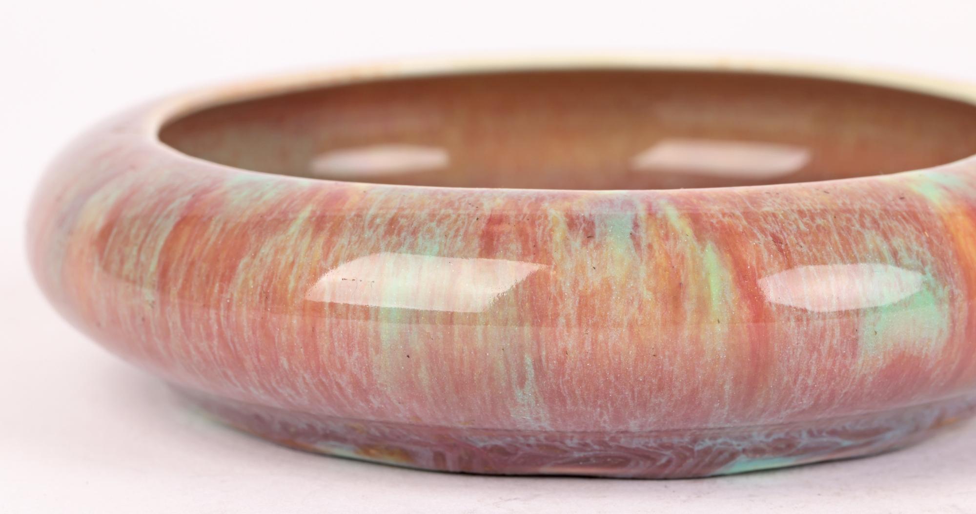 Plat en poterie d'art émaillée à gouttes de couleur flambée de style Ruskin en vente 5