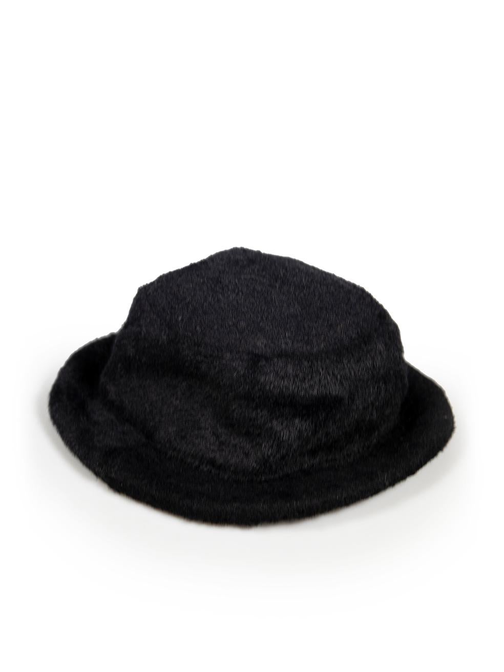 CONDITION is Very good. Hardly any visible wear to hat is evident on this used Ruslan Baginskiy designer resale item.
 
 
 
 Details
 
 
 Black
 
 Polyester
 
 Bucket hat
 
 
 
 
 
 Made in Ukraine
 
 
 
 Composition
 
 100% Polyester
 
 
 
 Size &