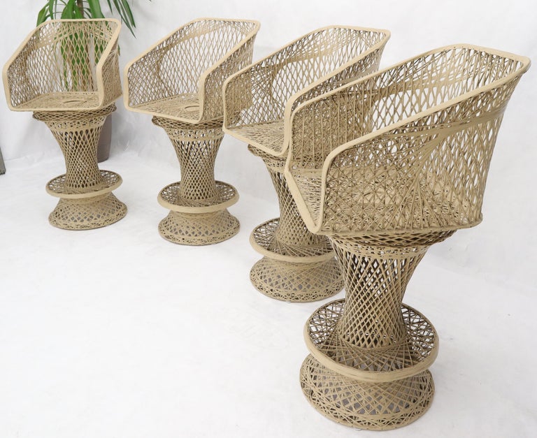 Russel Woodard Spun Fiber Glass Resin Set of 4 Outdoors Bar Stools For ...
