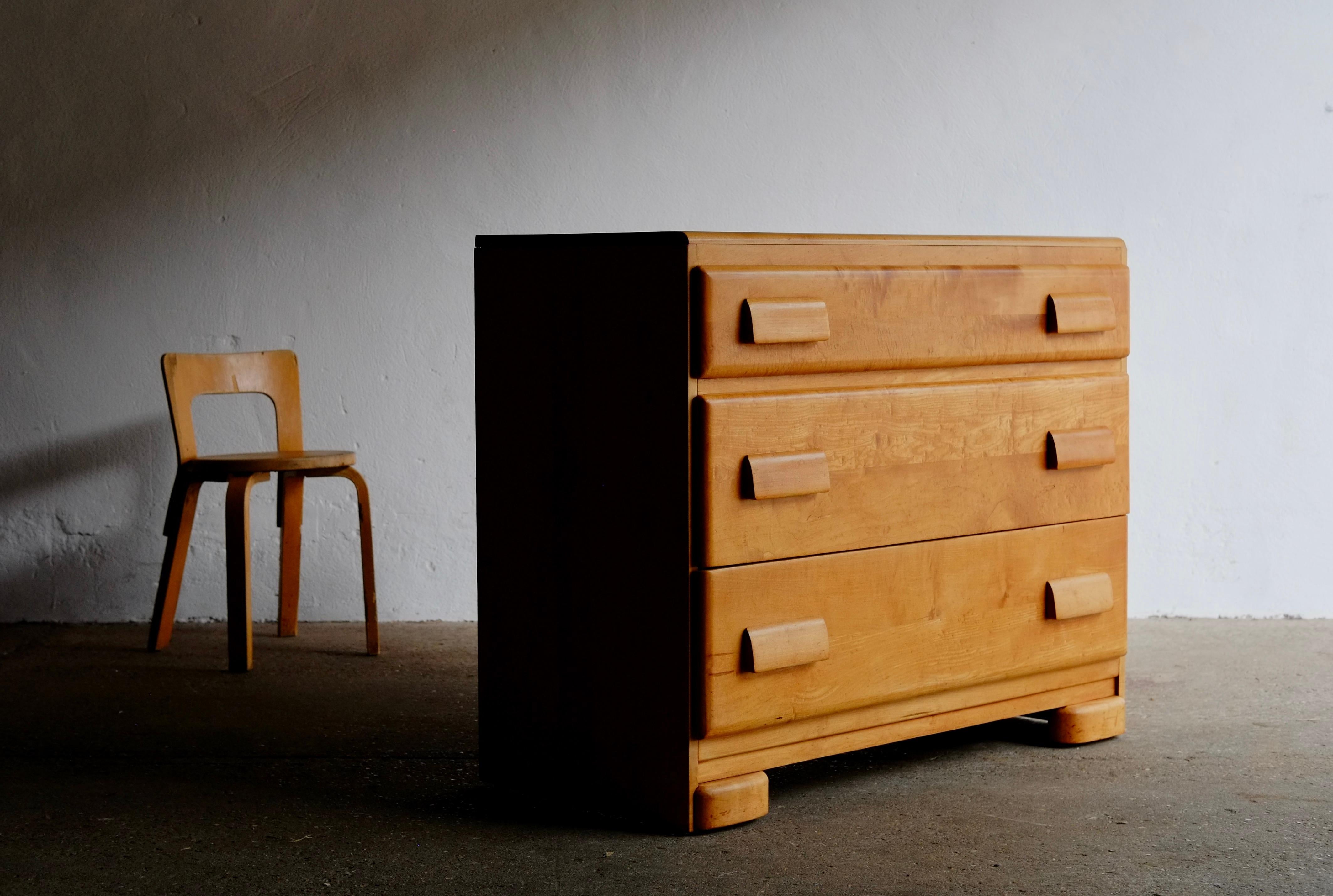 Russel Wright Chest of Drawers 5