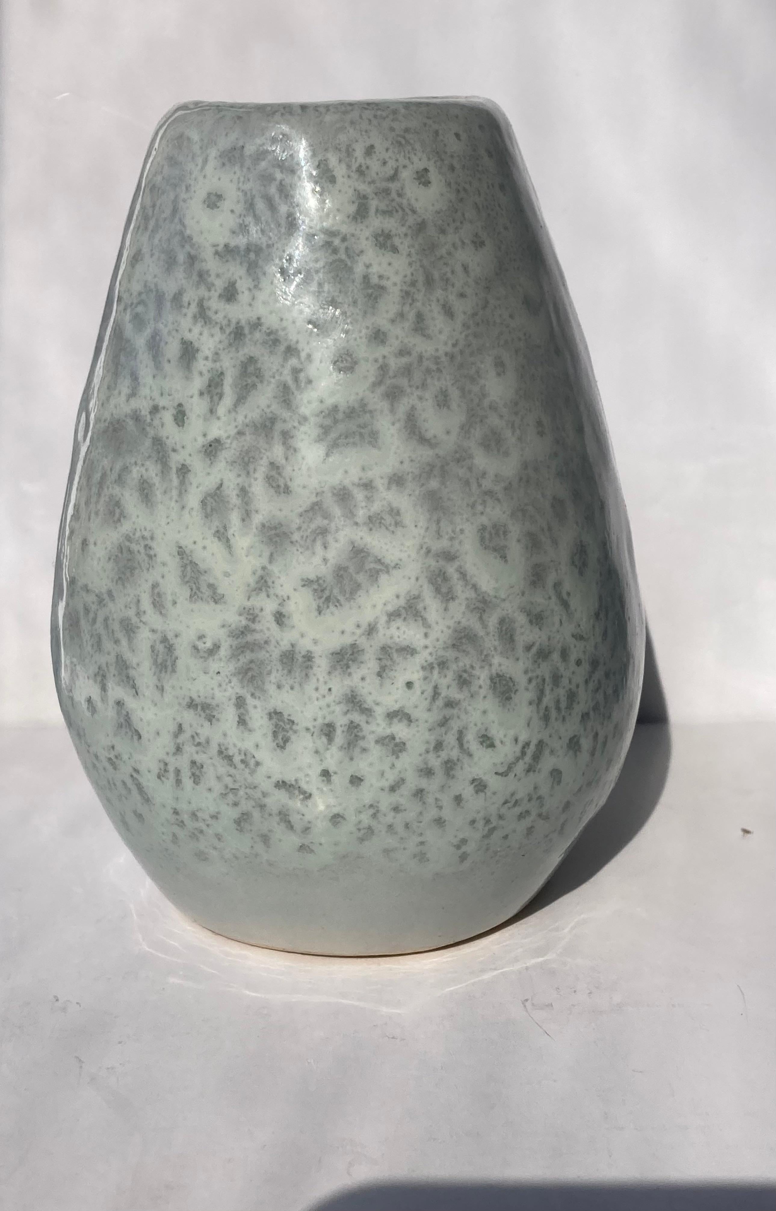 Russel Wright crystalline glaze , pottery /  ceramic vase In Good Condition In Los Angeles, CA