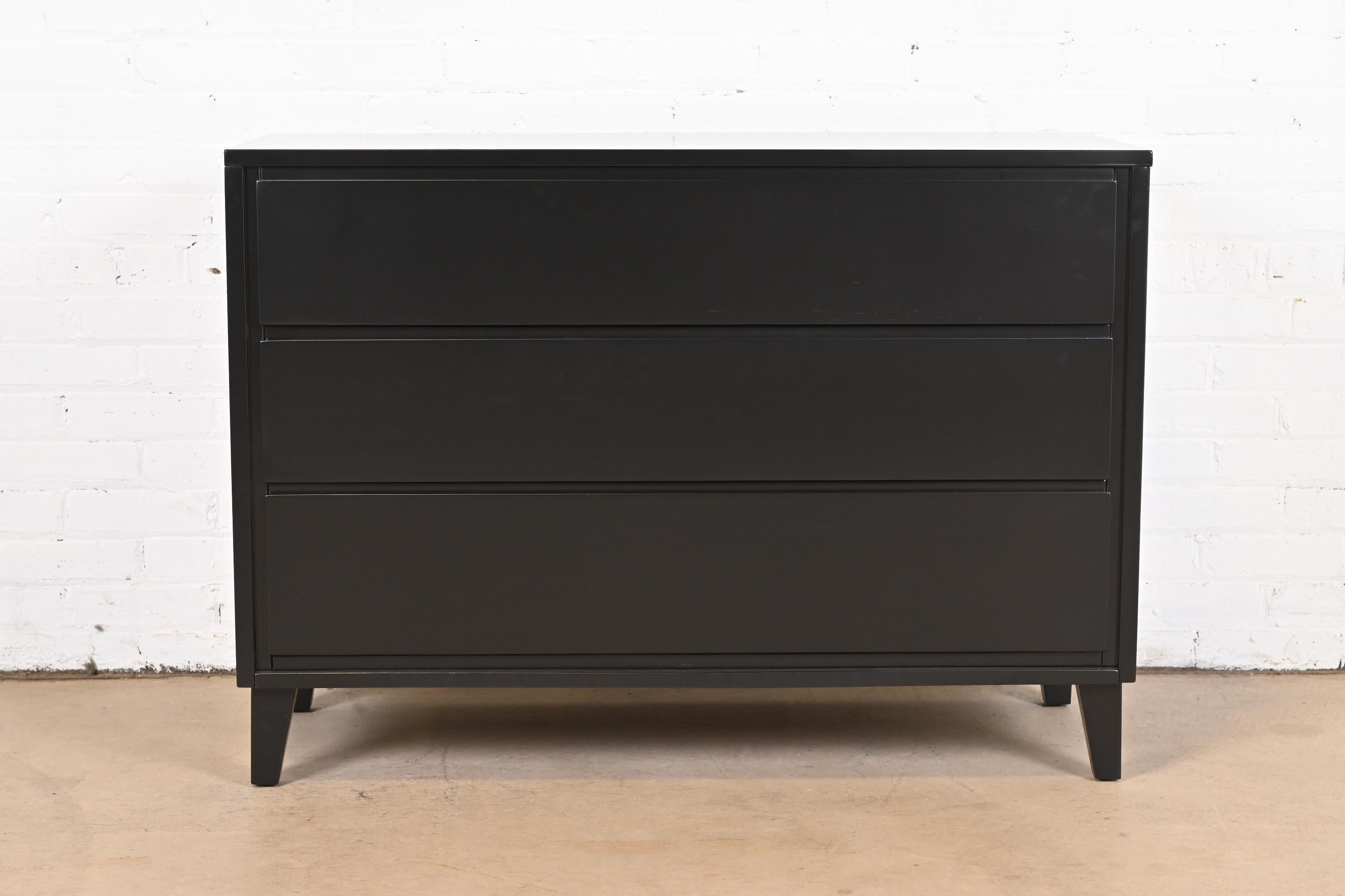 Mid-Century Modern Russel Wright for Conant Ball American Modern Black Lacquered Chest of Drawers For Sale
