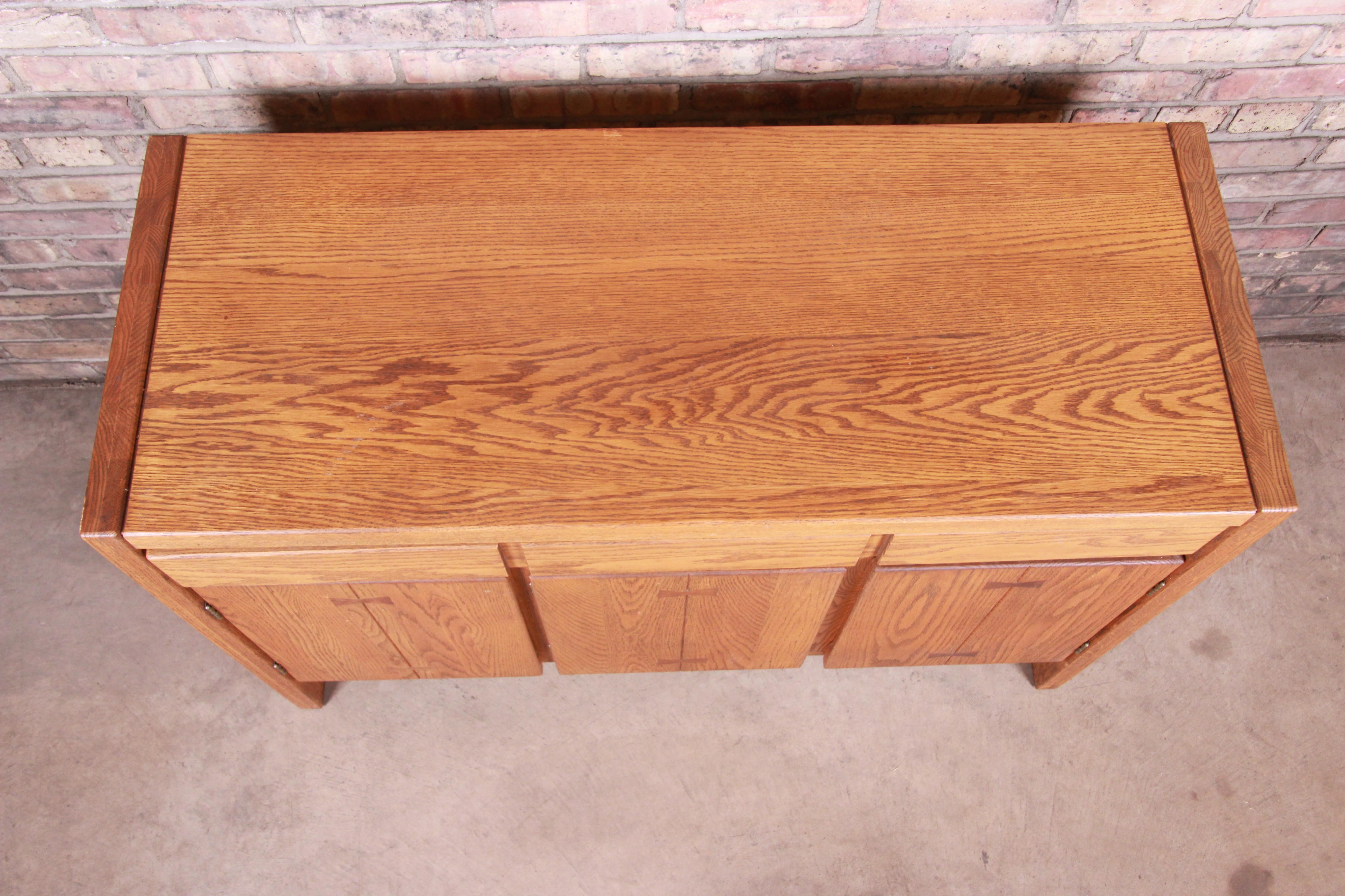 Russel Wright for Conant Ball Mid-Century Modern Oak Sideboard Credenza 1