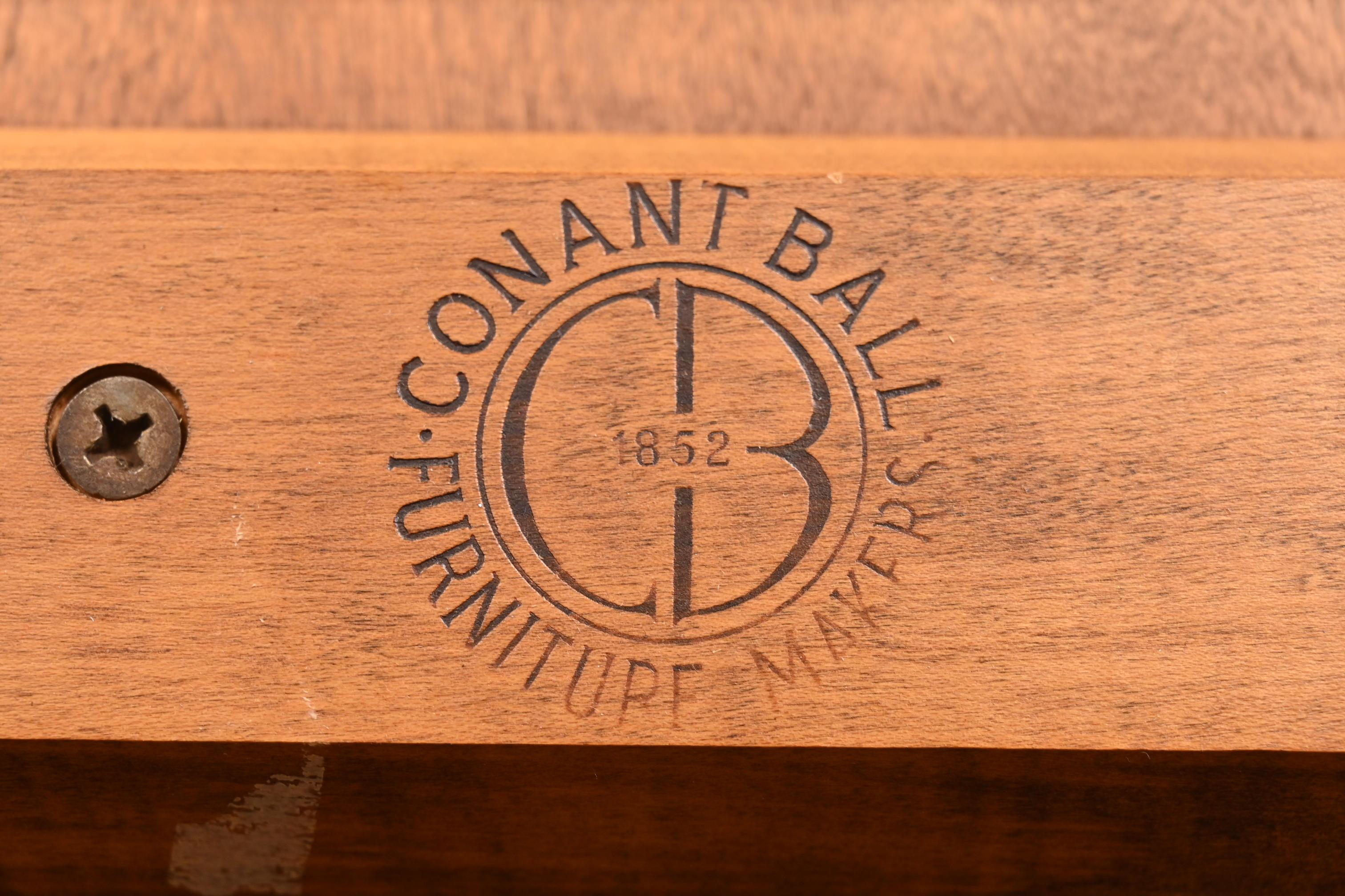 Russel Wright para Conant Ball Mesa baja de abedul macizo moderna de mediados de siglo en venta 3