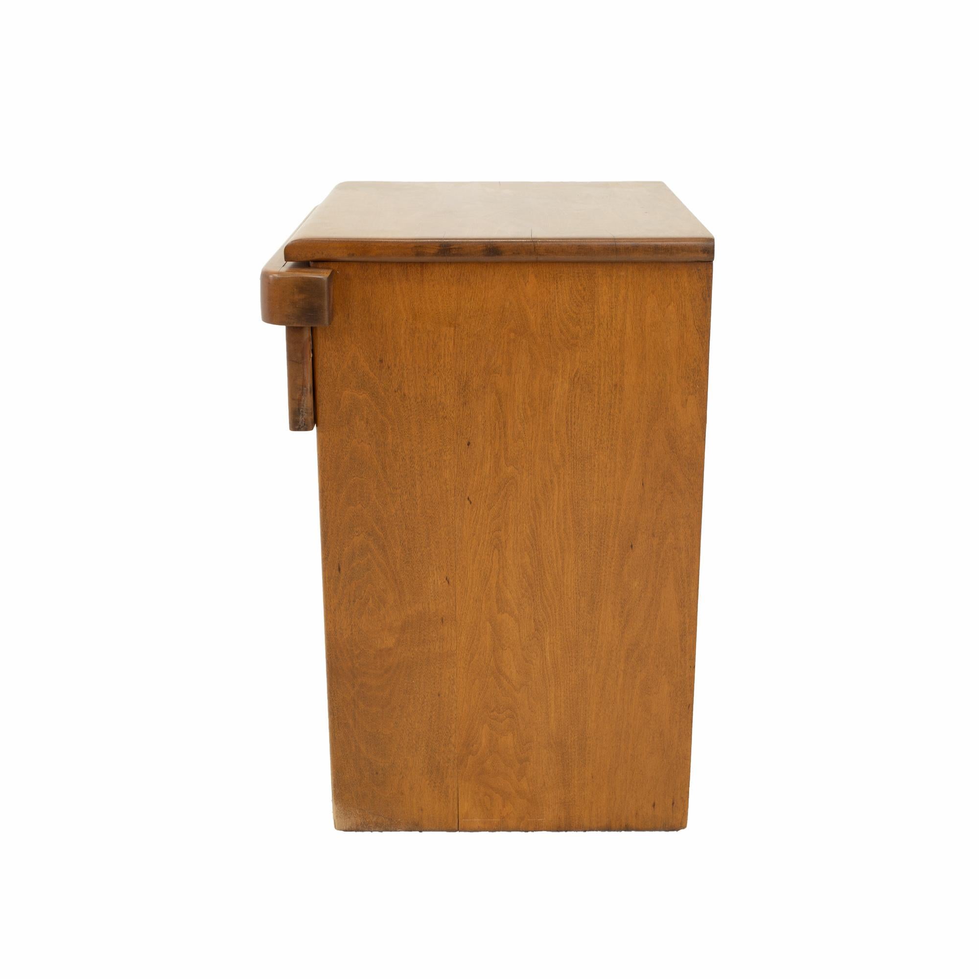 Late 20th Century Russel Wright for Conant Ball Mid Century Side End Table Nightstand For Sale