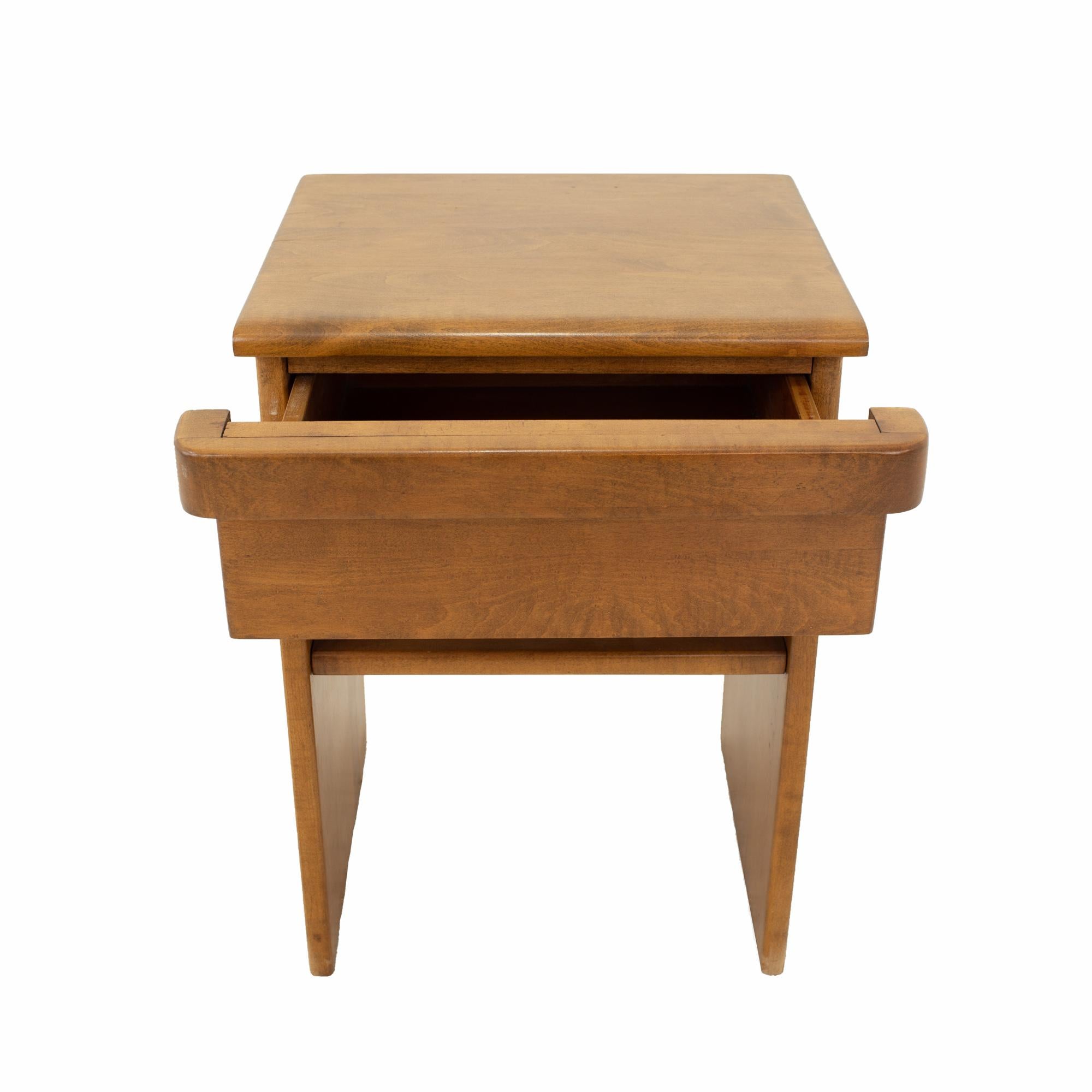 Wood Russel Wright for Conant Ball Mid Century Side End Table Nightstand For Sale
