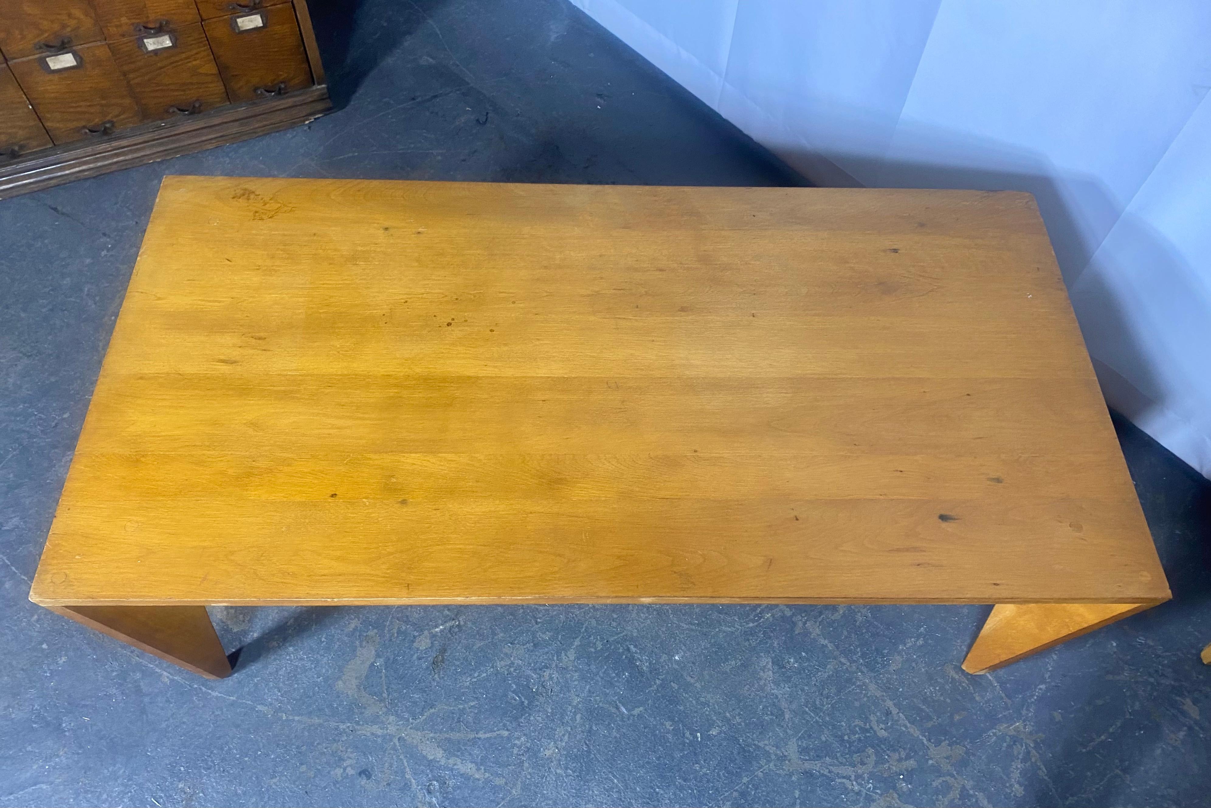 Russel Wright for Conant Ball Solid Maple Coffee and Side Table, Classic Modern In Good Condition For Sale In Buffalo, NY
