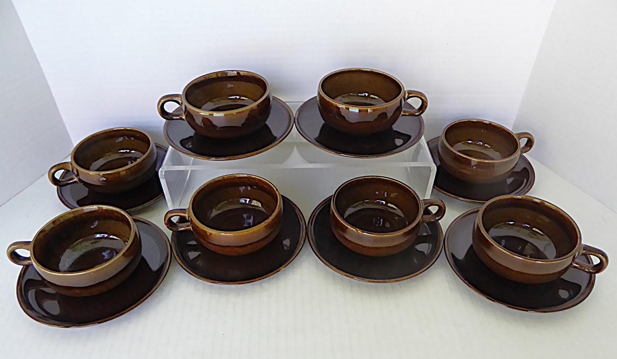 Russel Wright Servizio da caffè marrone fagiolo, moderno e di metà secolo, 18 pezzi. In condizioni buone in vendita a Miami, FL