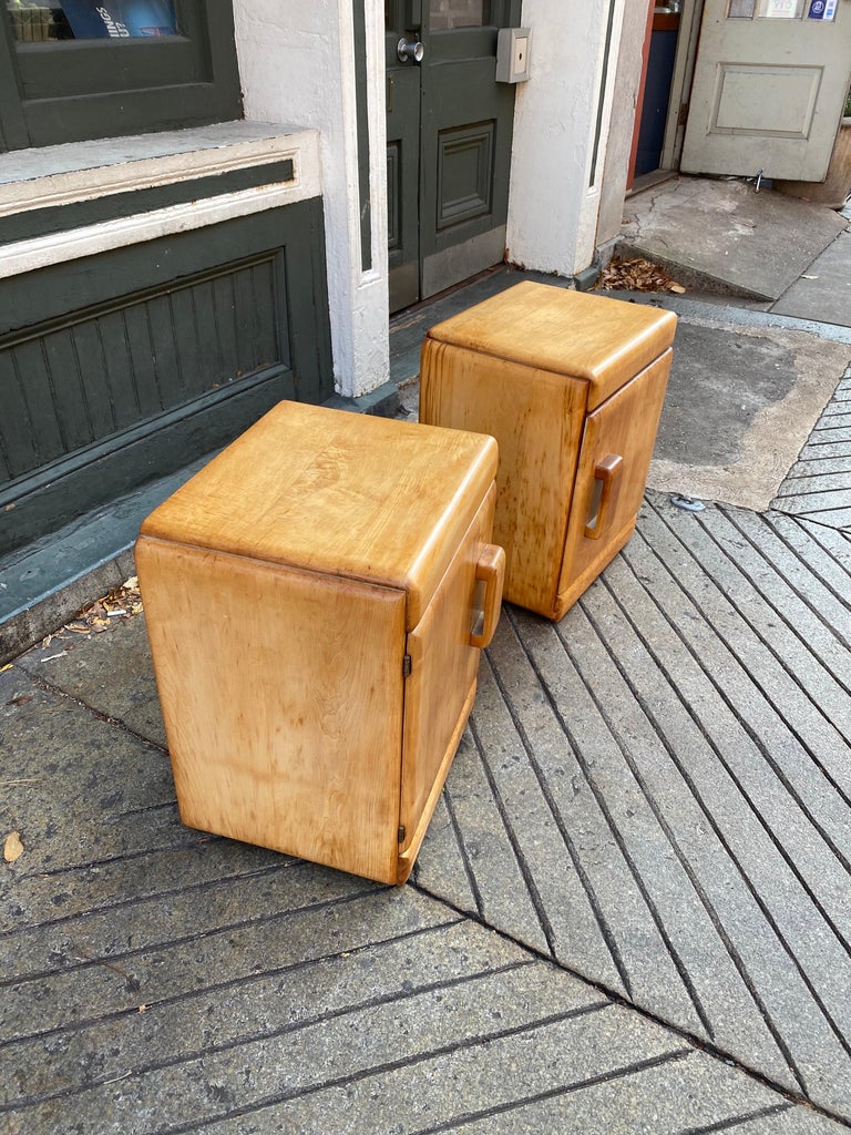 Russel Wright Pair of American Modern Solid Maple Nightstands at 1stDibs