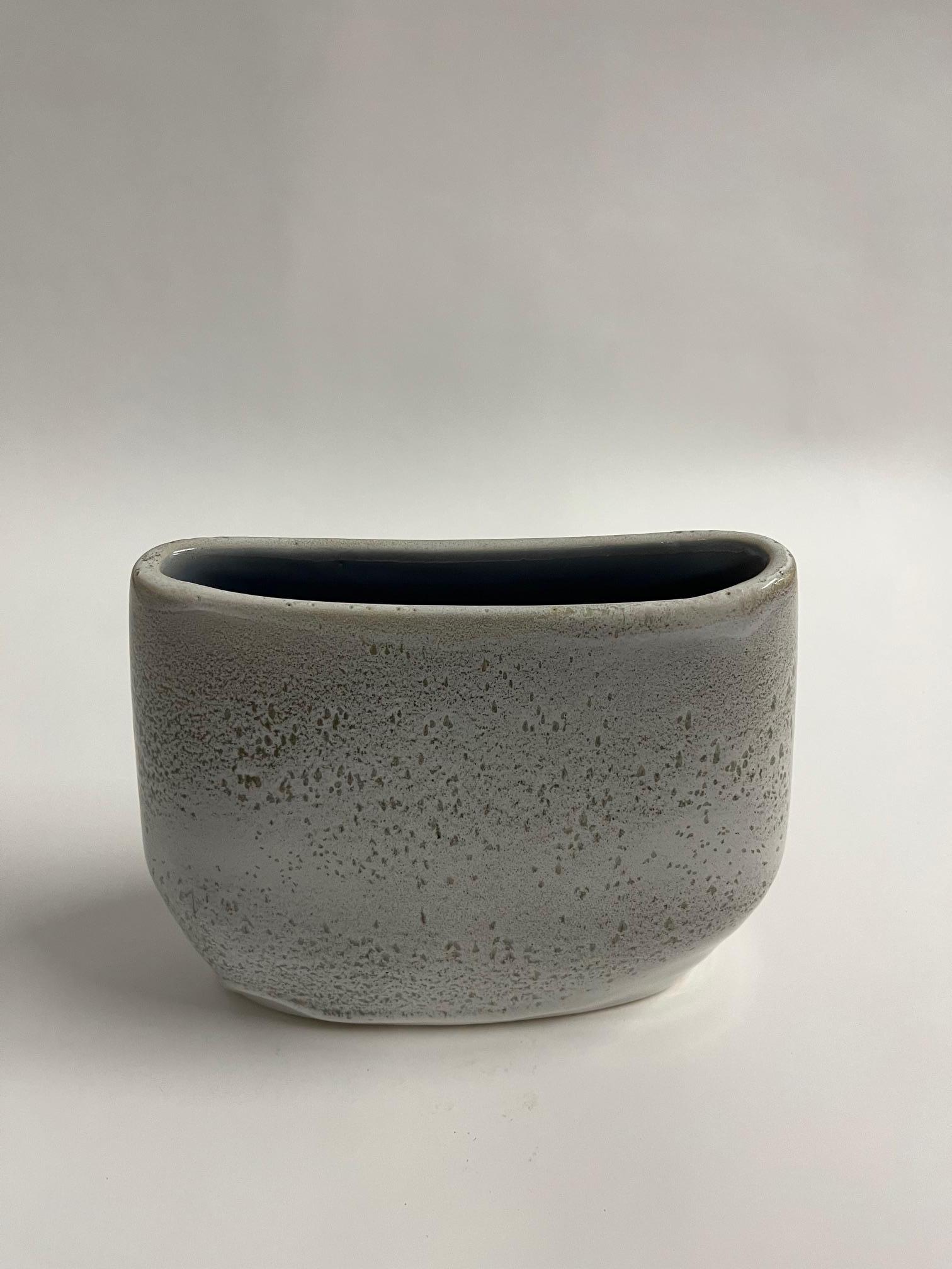 Metà XX secolo Vaso cuscino Russel Wright in vendita