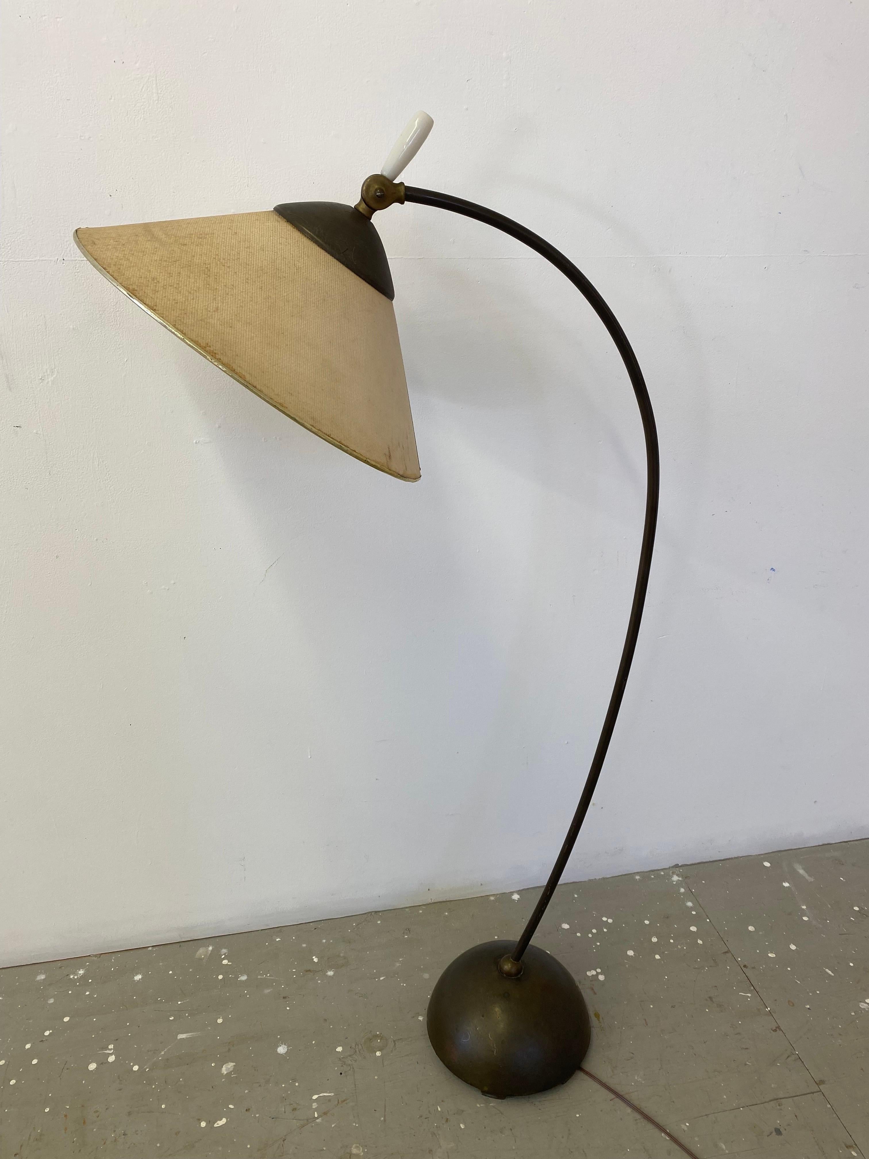 Mid-Century Modern Russel Wright Pivoting Floor Lamp for Fairmont Lamp Company For Sale