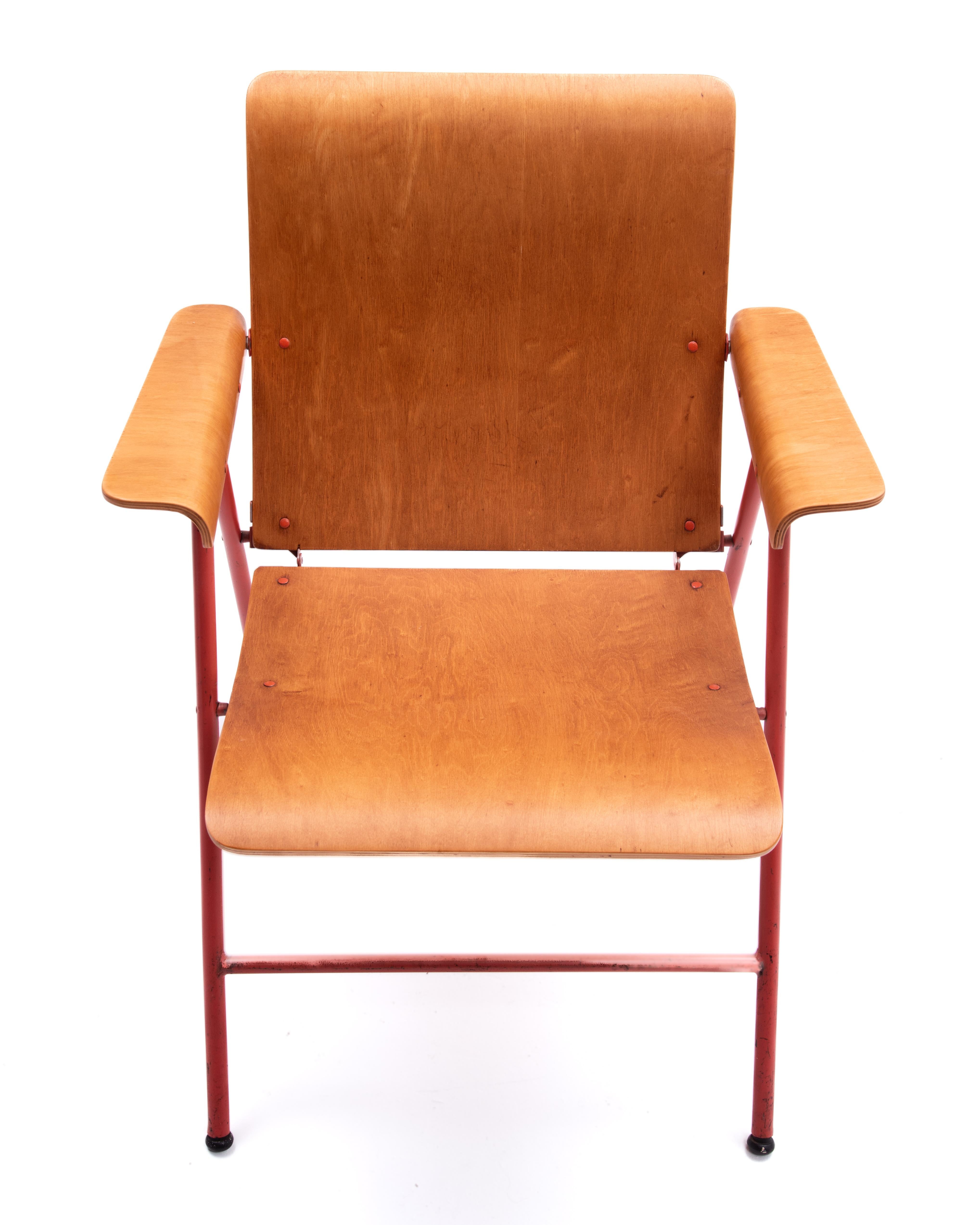 Russel Wright Plywood Samson Folding Armchair Original Paint Shwayder Brothers For Sale 2