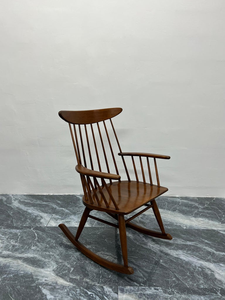Mid-Century Modern Russel Wright Spindle Back Rocking Chair for Conant Ball For Sale