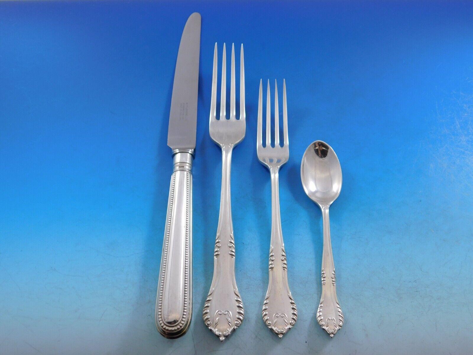 Russell by Garrard English Sterling Silver Flatware Set Service 104 Pcs Dinner In Excellent Condition For Sale In Big Bend, WI