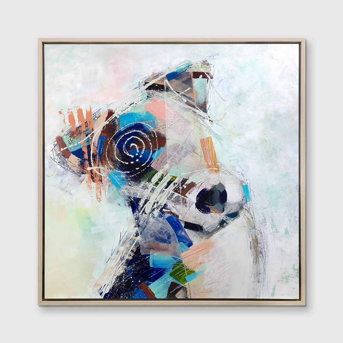 Questa stampa astratta di un cane dell'artista Russell Miyaki presenta una tavolozza neutra e leggera con accenti colorati ed elementi espressivi e giocosi per creare una composizione energica di un cane, con un disegno a spirale sull'occhio