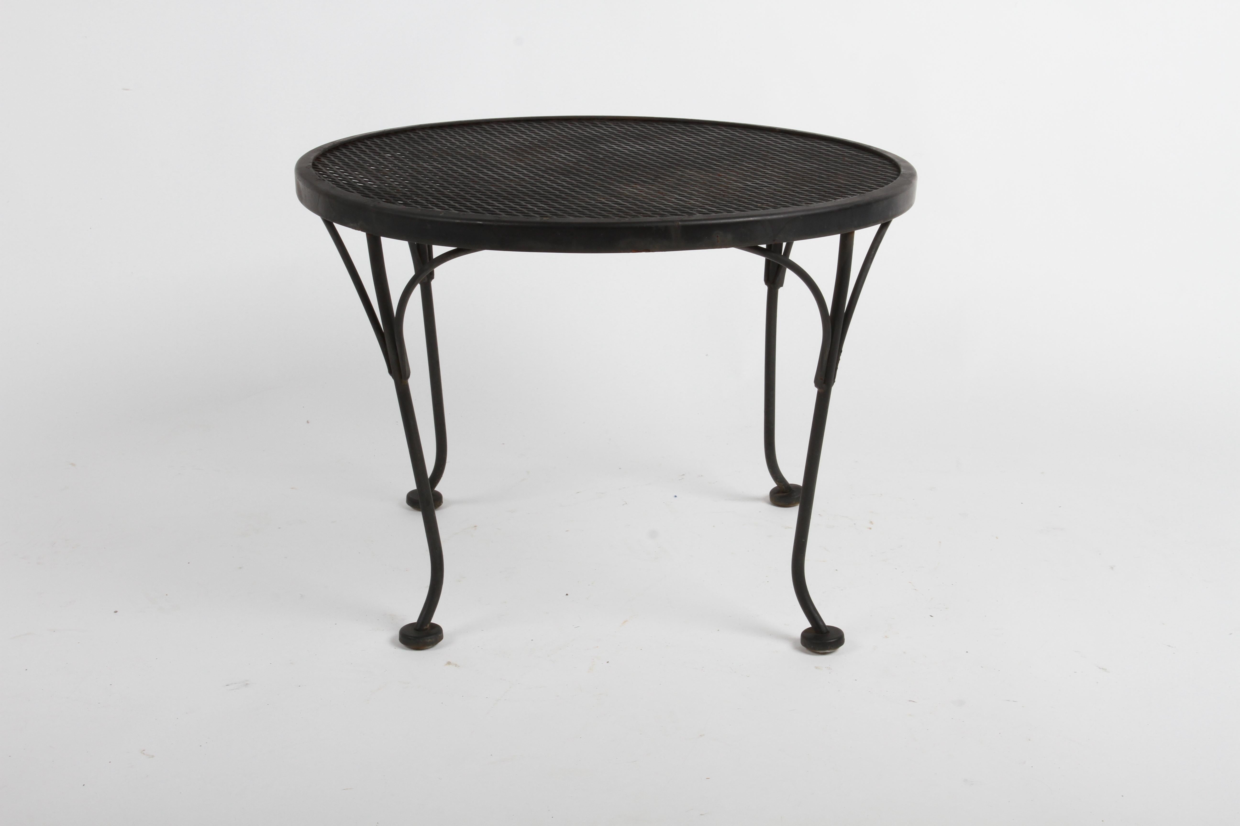 American Russell Woodard Round Black Wrought Iron & Mesh Patio Coffee of Side Table